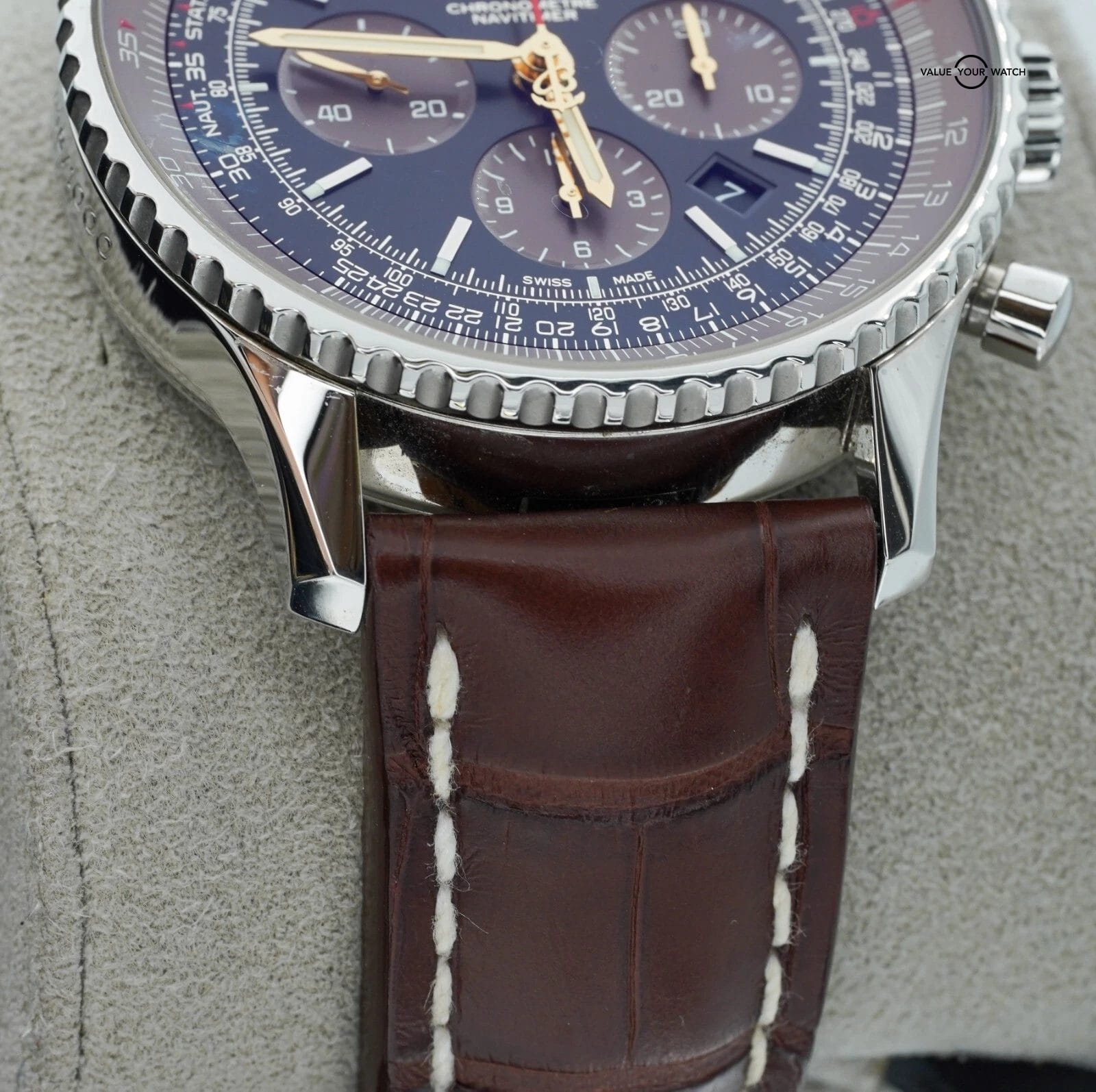 Breitling Navitimer 01 Brown Black Dial Limited Edition 46mm BOXES/PAPERS! - Image 9