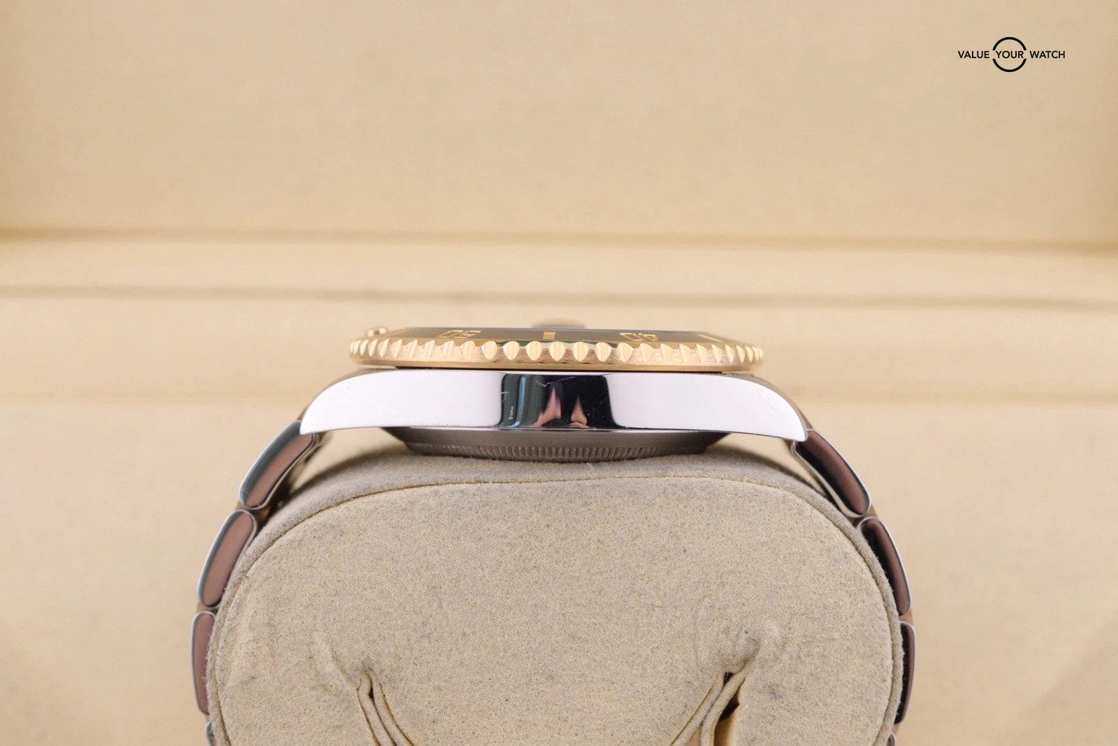 Rolex Submariner 116613 40mm Black Ceramic 18K Yellow Gold Stainless Steel - Image 13