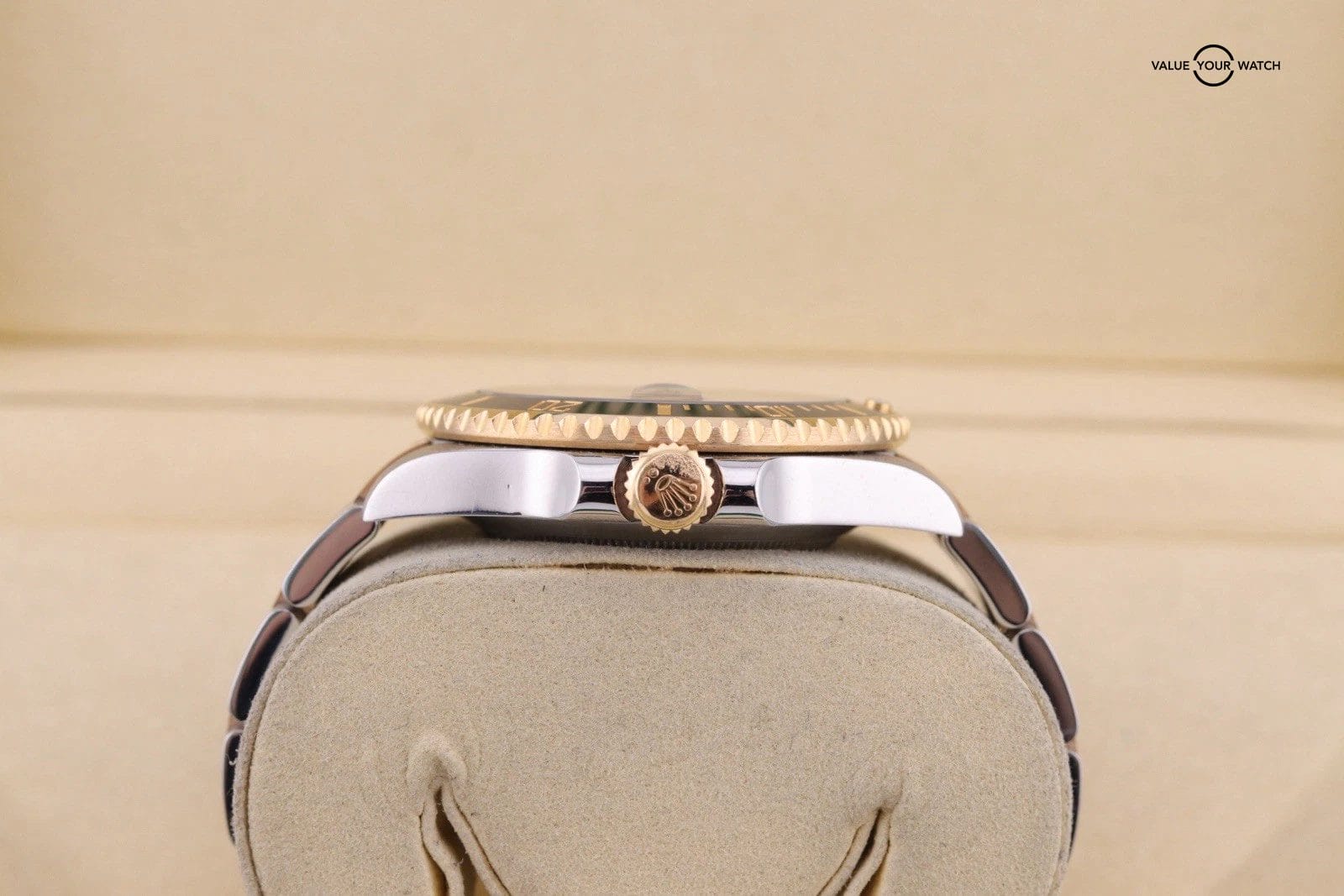 Rolex Submariner 116613 40mm Black Ceramic 18K Yellow Gold Stainless Steel - Image 14