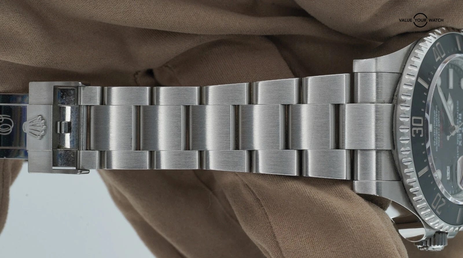 2023 Rolex Sea-Dweller 126600 43mm Stainless Steel Black Dial Boxes/Papers! - Image 15