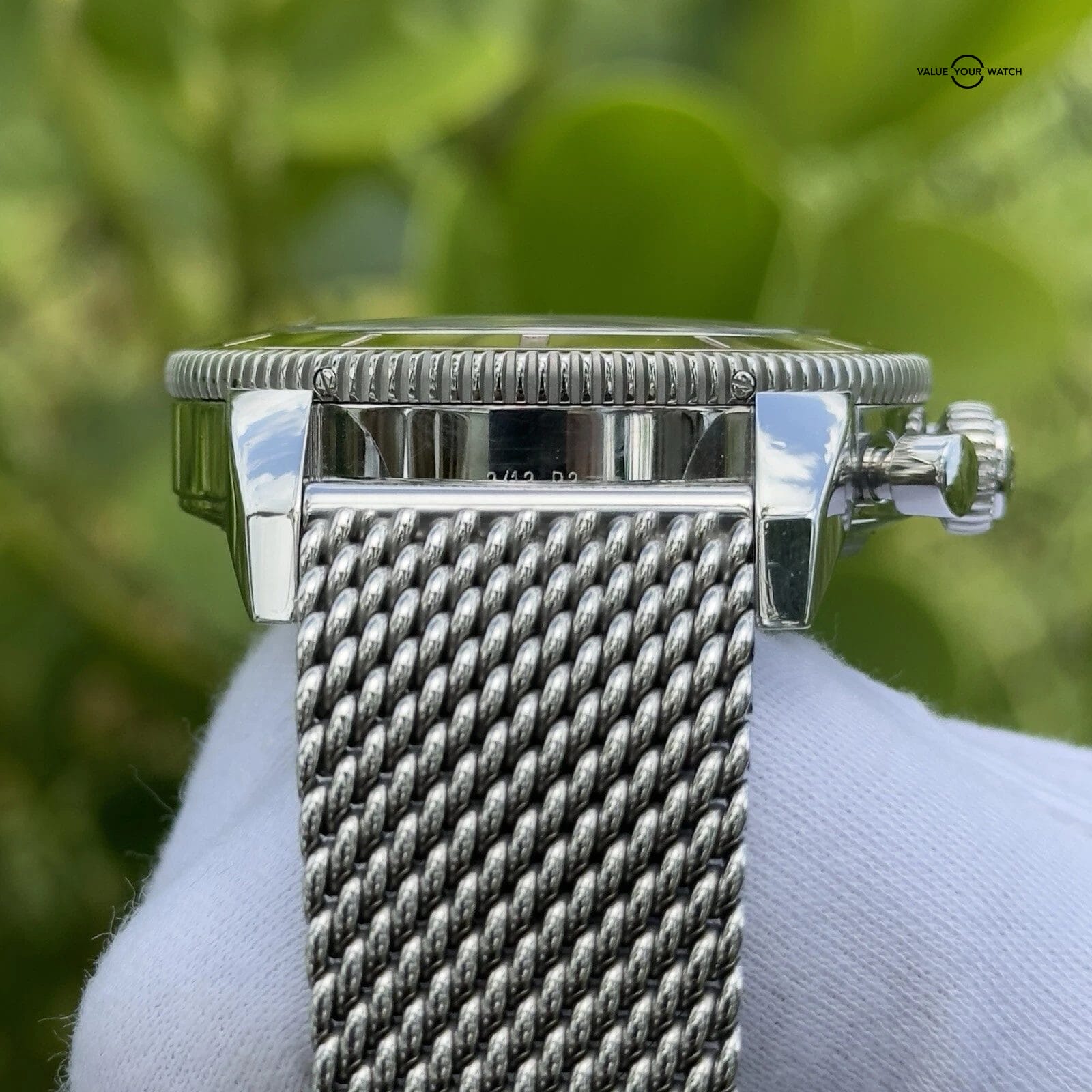 BREITLING SUPEROCEAN HERITAGE 46mm Chrono U13320 18k GOLD Black Dial Extra Strap - Image 9