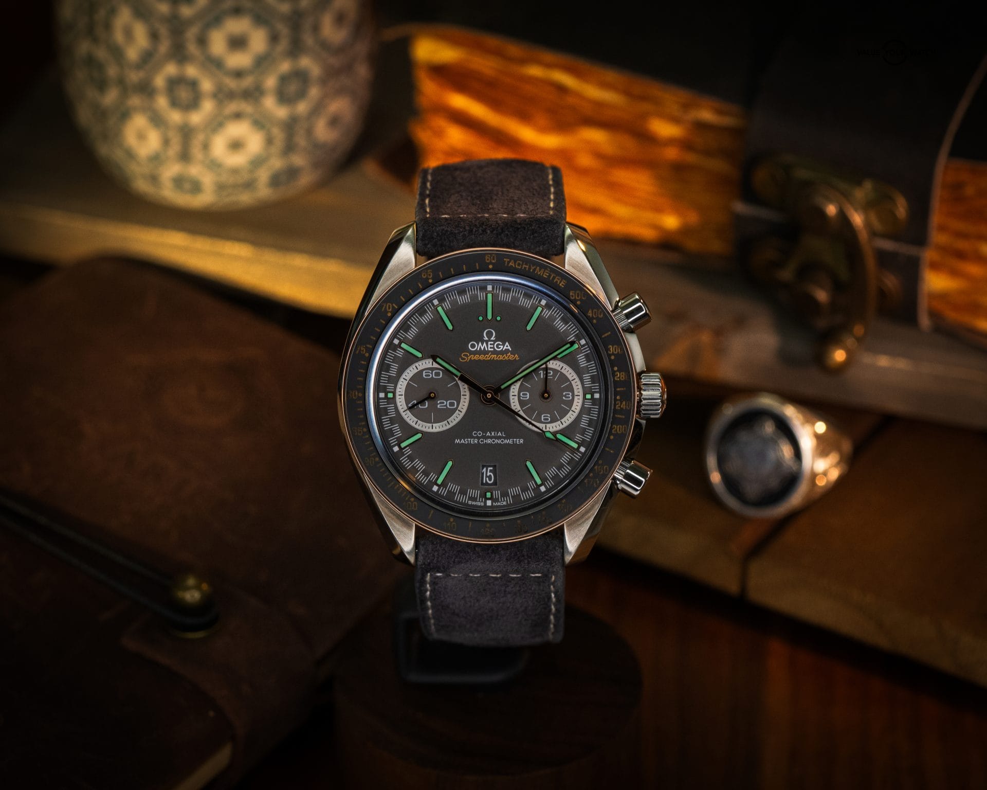 Omega Speedmaster Racing Chronograph 2-Tone Grey Dial – 329.23.44.51.06.001 - Image 10