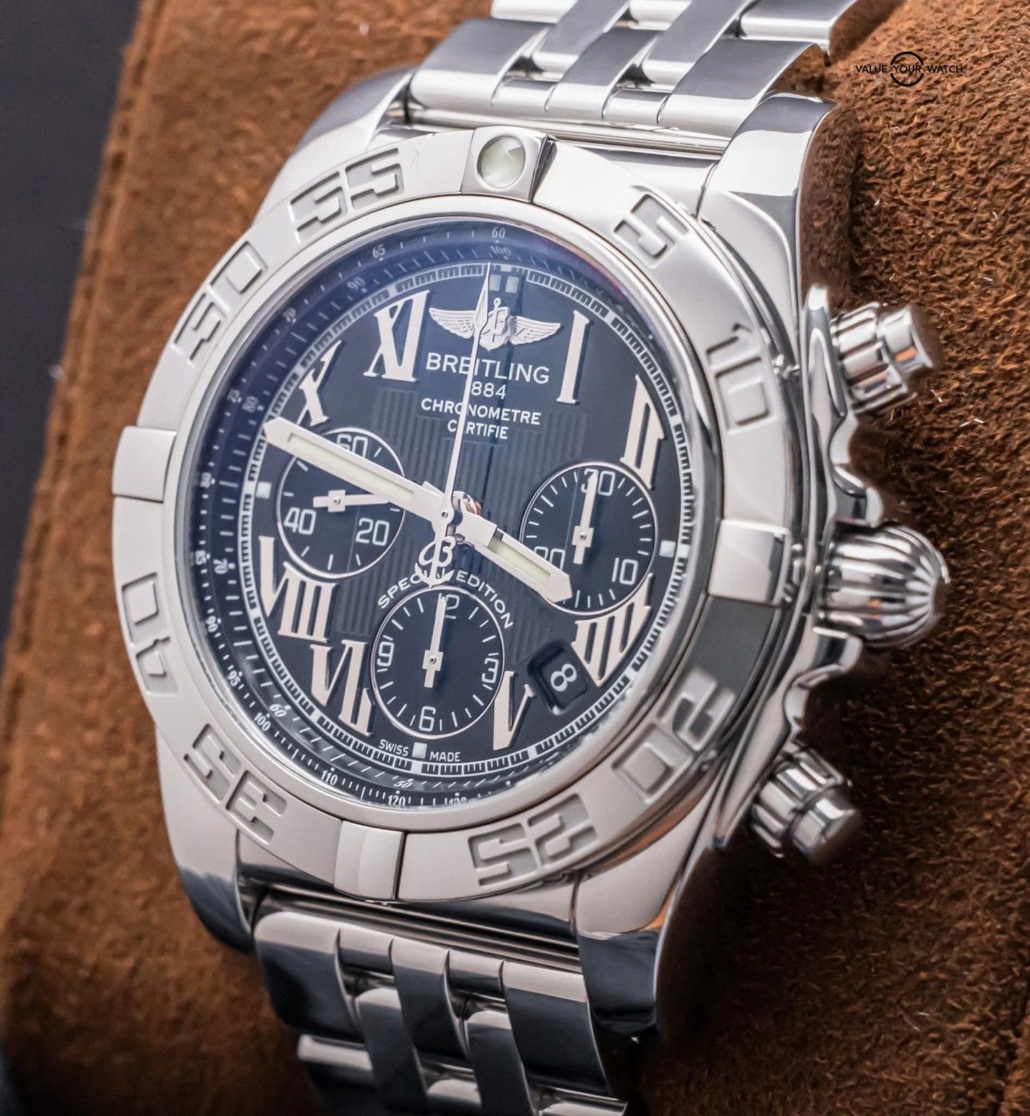 Breitling Chronomat 44 B01 Black Roman $9K MSRP Box SERVICED Bracelet AB0110 - Image 9