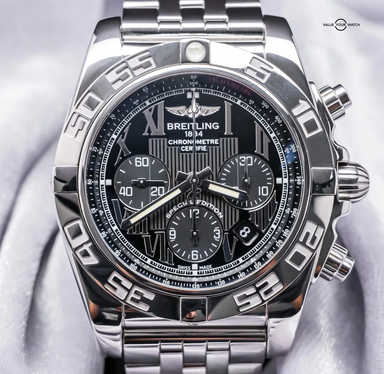 Breitling Chronomat 44 B01 Black Roman $9K MSRP Box SERVICED Bracelet AB0110