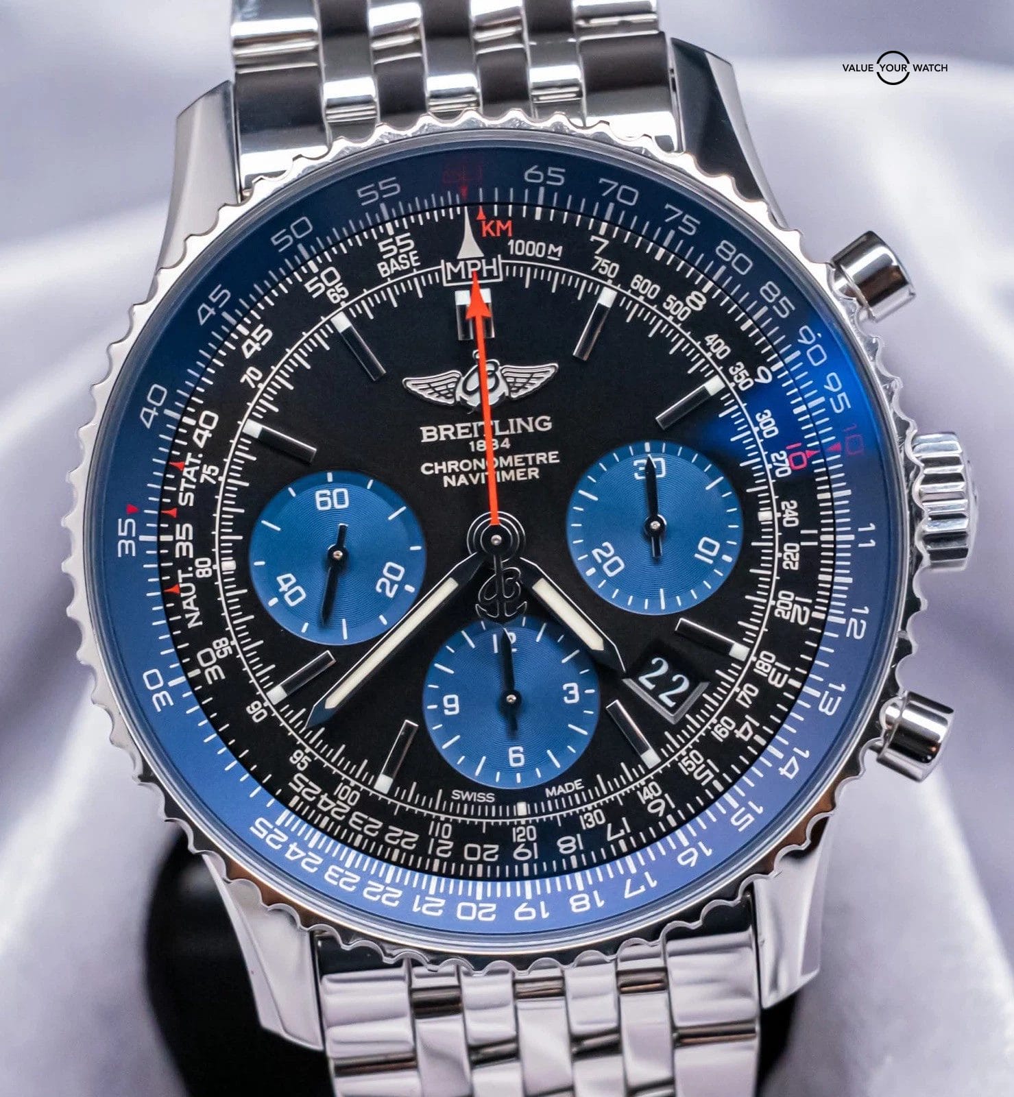 Breitling Navitimer 01 Blue Edition Limited of 1000 Blue Eye Black Dial AB0121