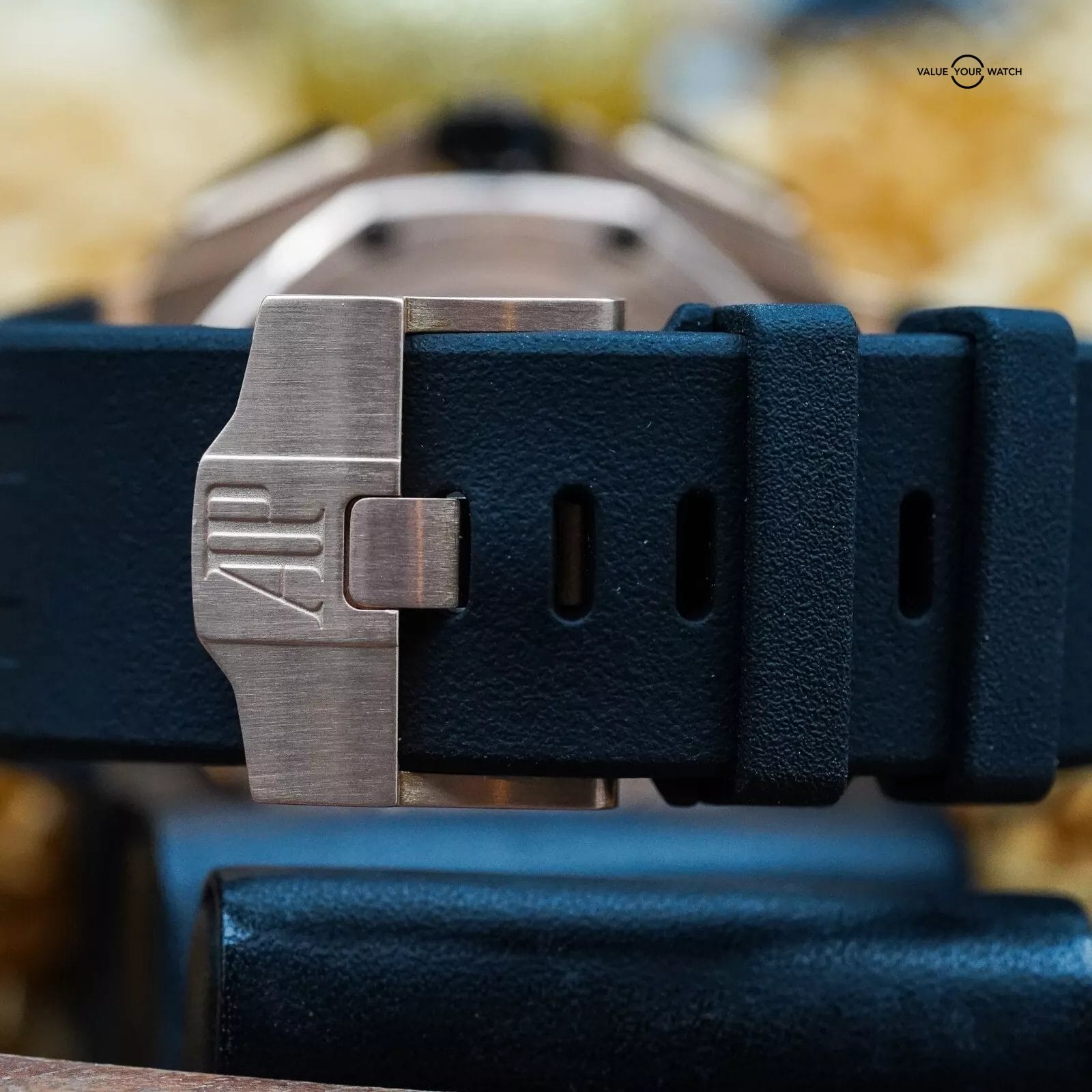 Audemars Piguet Royal Oak Offshore Men's Black Ceramic Gold Watch 44mm - 26401RO - Image 4