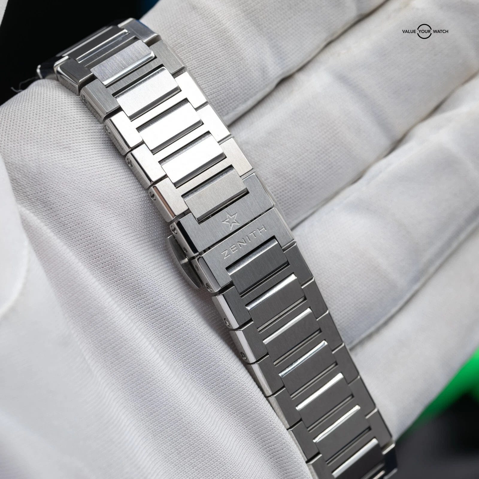 Zenith Defy Skyline Skeleton Black 41mm Watch 03.9300.3620/78.I001 Full Set - Image 7