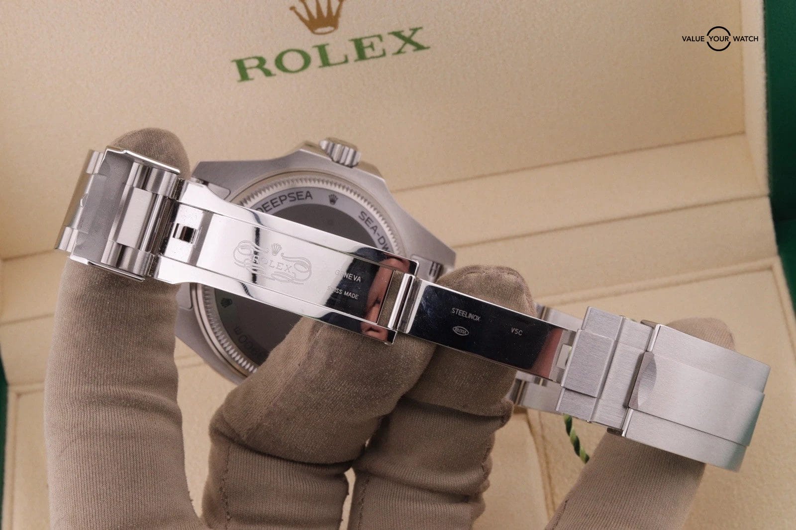 2024 Rolex Deepsea “James Cameron” 44mm 136660 Blue Dial Complete Set - Image 6