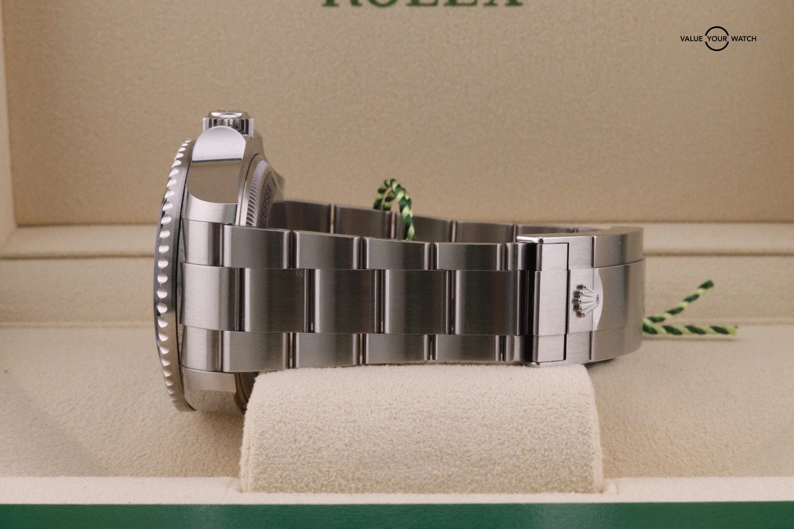 2024 Rolex Deepsea “James Cameron” 44mm 136660 Blue Dial Complete Set - Image 8