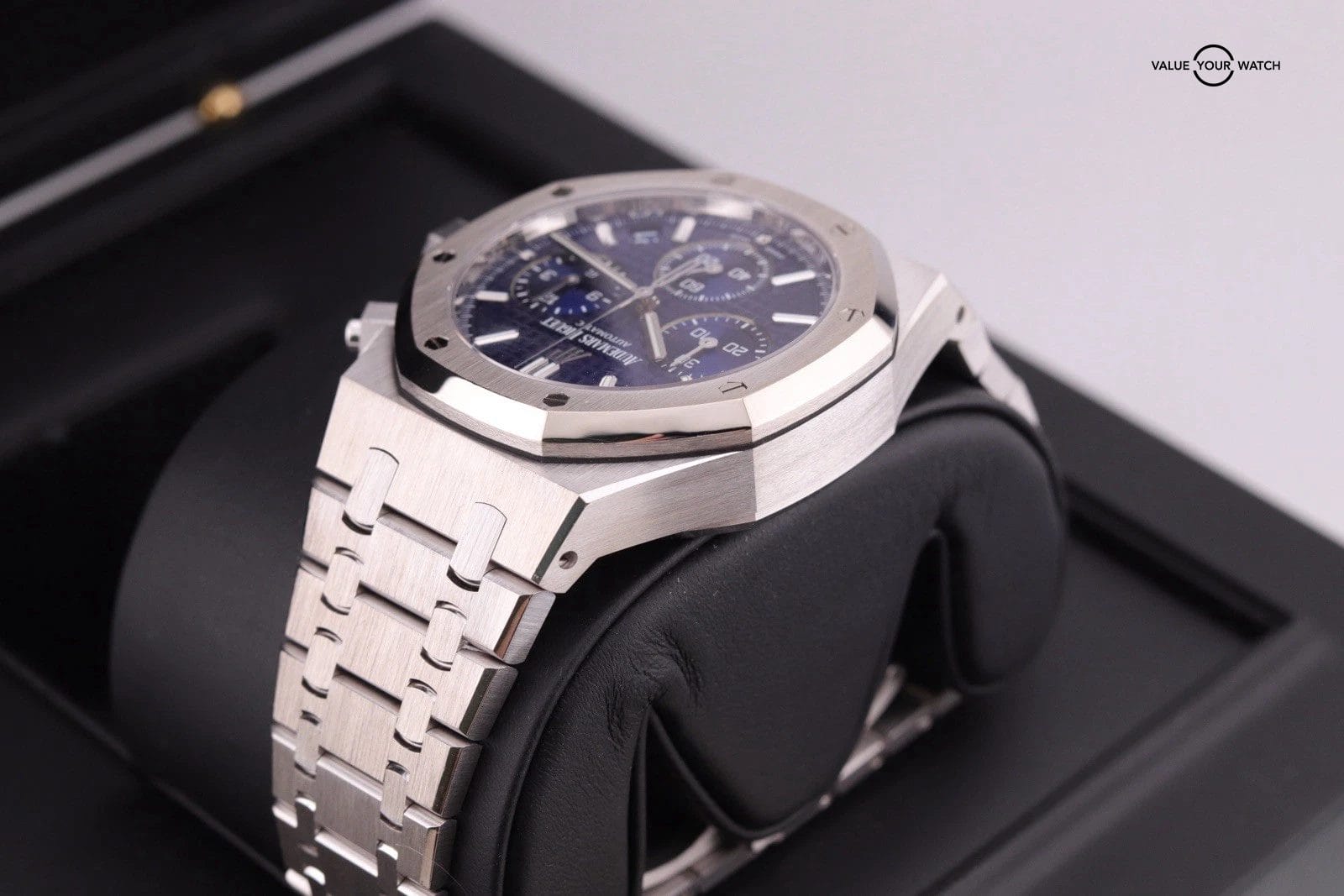 Audemars Piguet Royal Oak White Gold | ref. 26239BC | Complete | Limited To 222p - Image 4