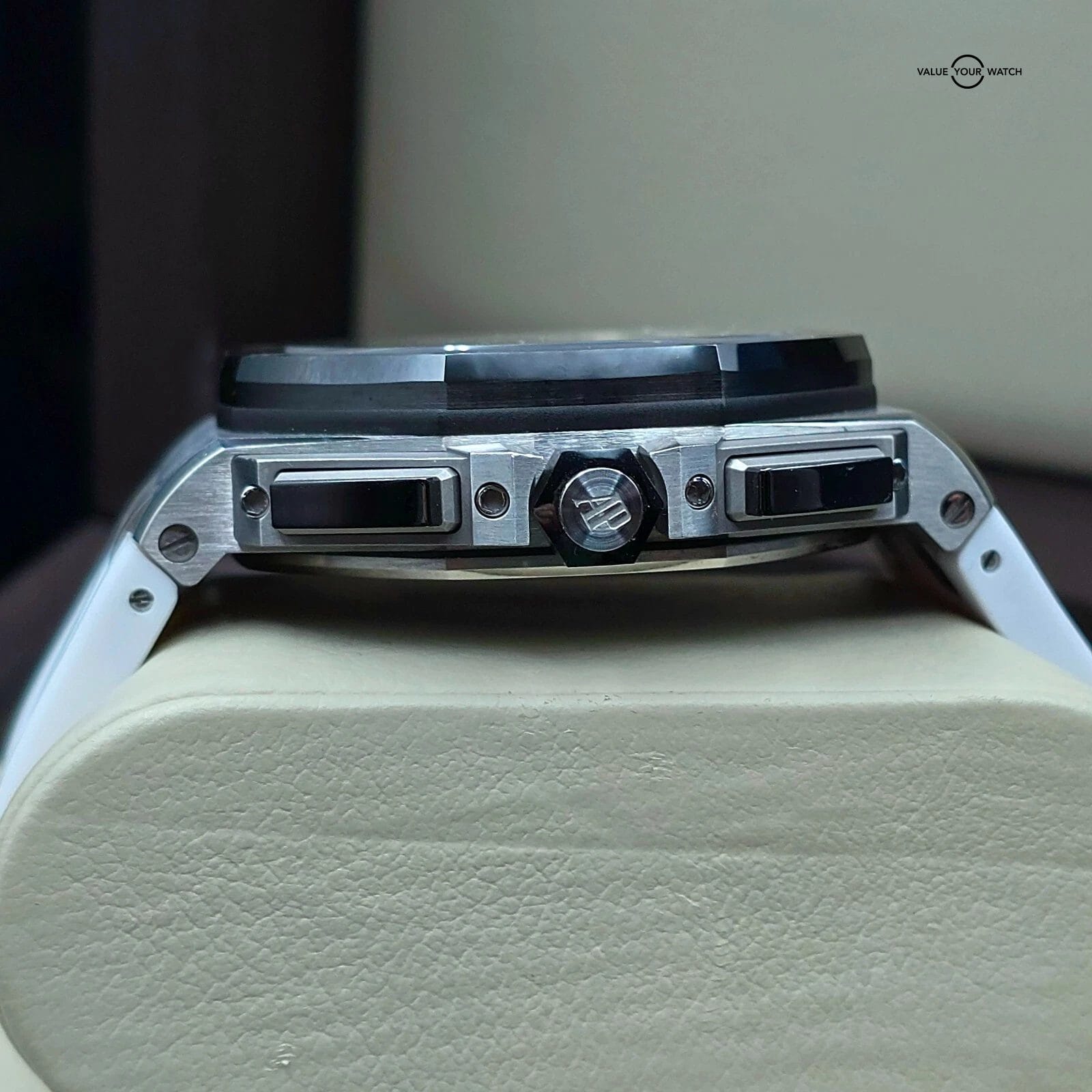 Audemars Piguet Royal Oak Offshore Panda Steel and Ceramic, 44mm full Set! 26400 - Image 6