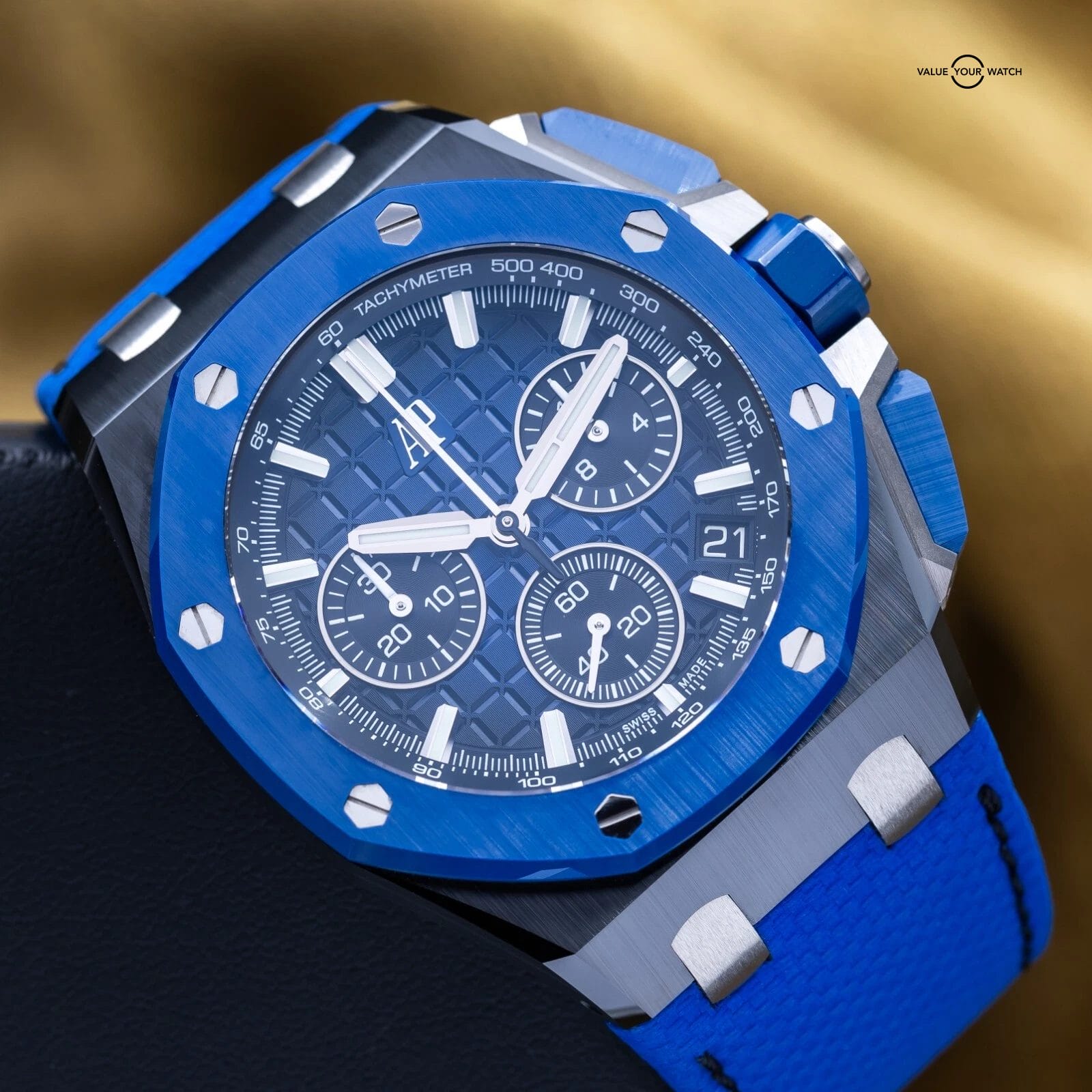 Audemars Piguet Royal Oak Offshore Chronograph 43mm Ceramic AP 26420ce Full Set - Image 3