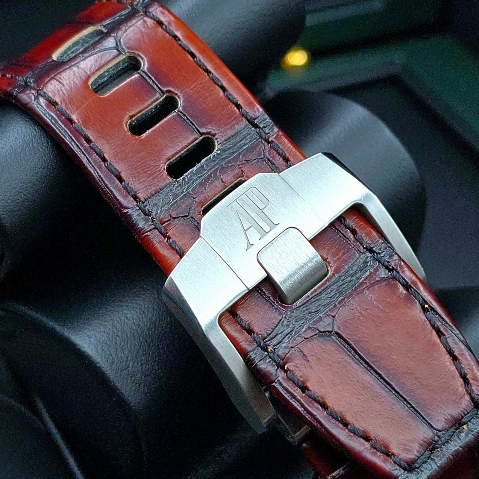 Audemars Piguet Royal Oak Offshore 43mm Havana flyback chronograph full Set! - Image 5