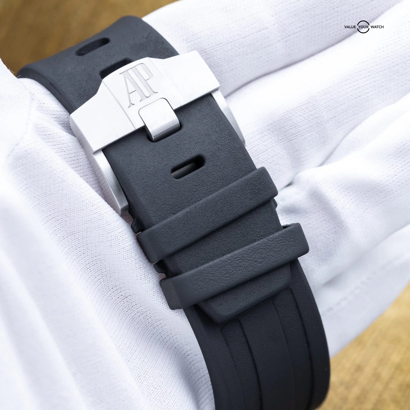 Audemars Piguet Royal Oak Offshore Diver 42mm Black Dial AP 15710ST - Full Set - Image 13