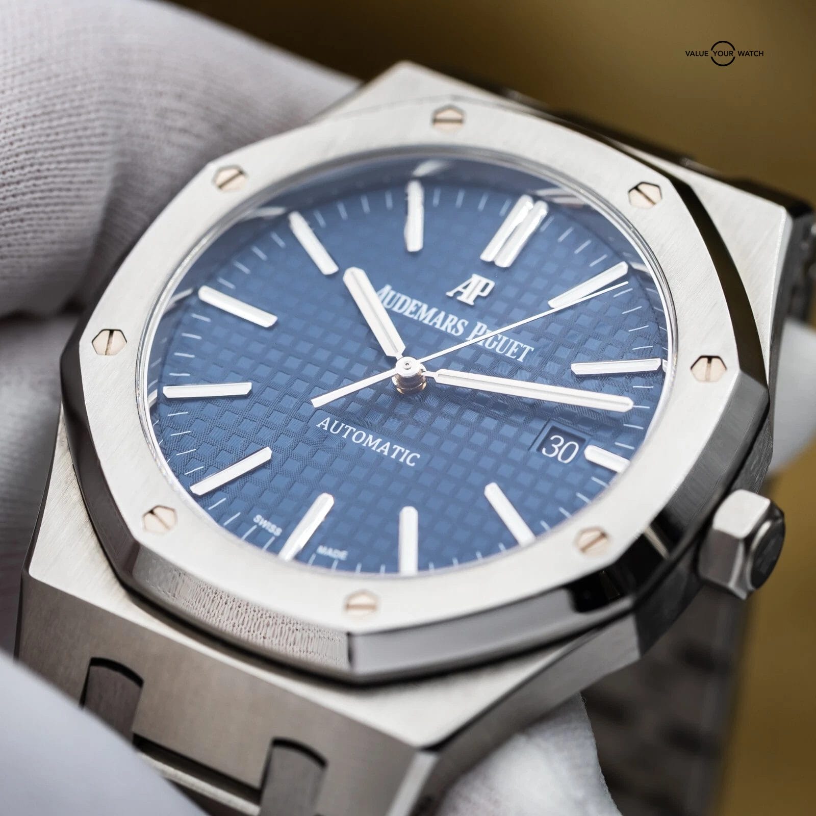 Audemars Piguet Royal Oak 41mm Blue Dial Stainless Steel AP 15400ST - Full Set - Image 13