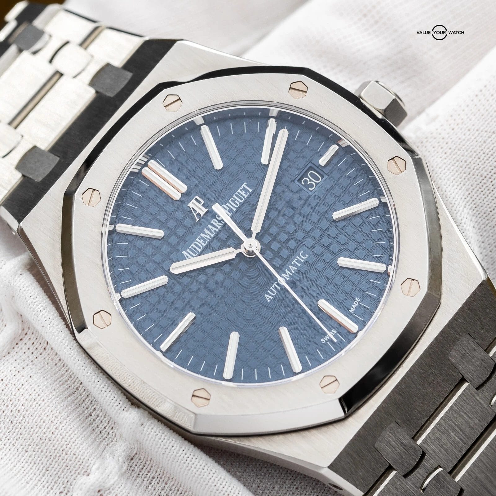 Audemars Piguet Royal Oak 41mm Blue Dial Stainless Steel AP 15400ST - Full Set - Image 18