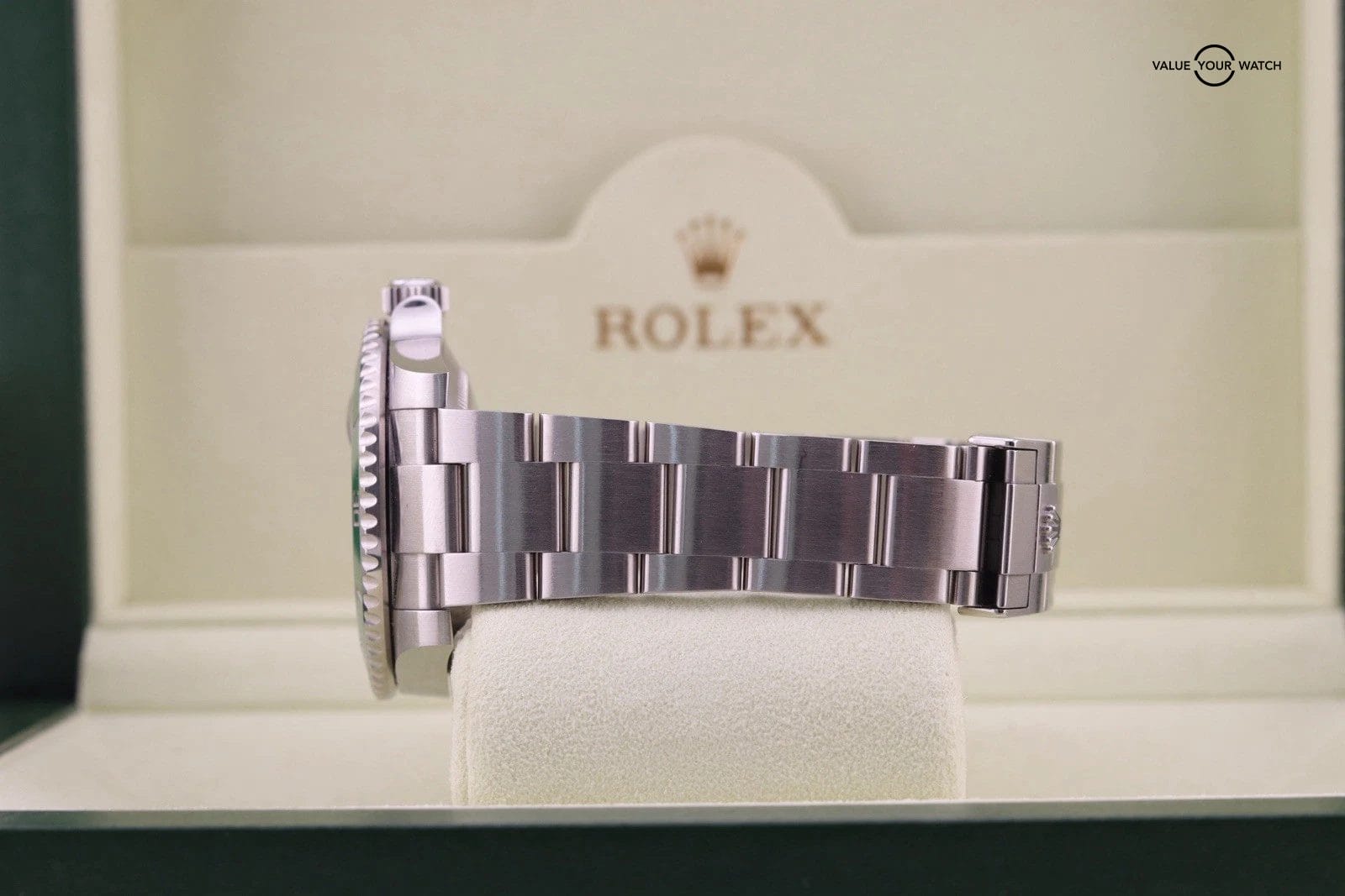 Rolex Submariner 116610LV Hulk Green Bezel Green Dial | 2014 Box and Card - Image 8