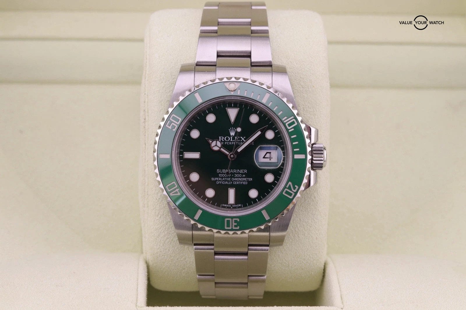 Rolex Submariner 116610LV Hulk Green Bezel Green Dial | 2014 Box and Card