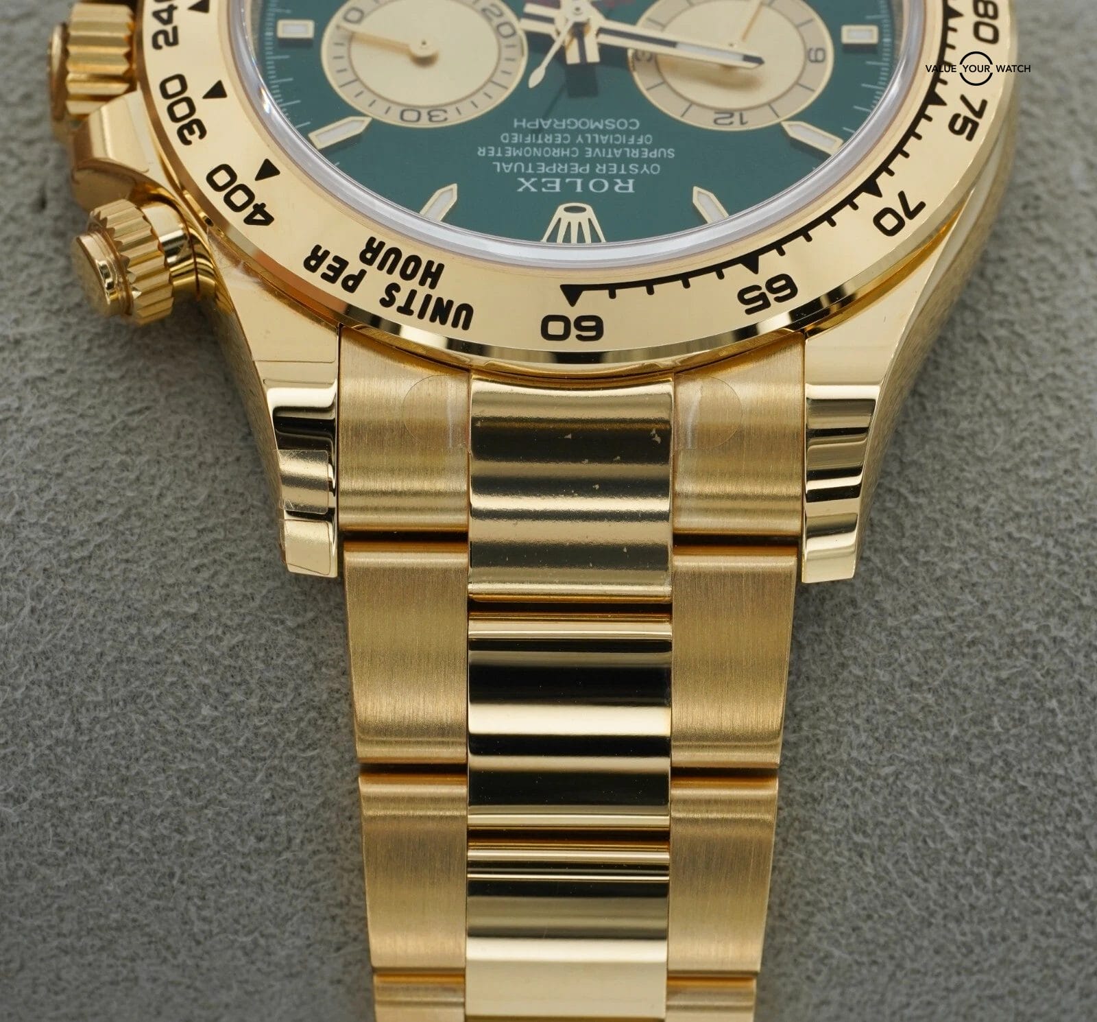 2025 Rolex Daytona John Mayer Yellow Gold Green Dial BOXES/PAPERS! - Image 11