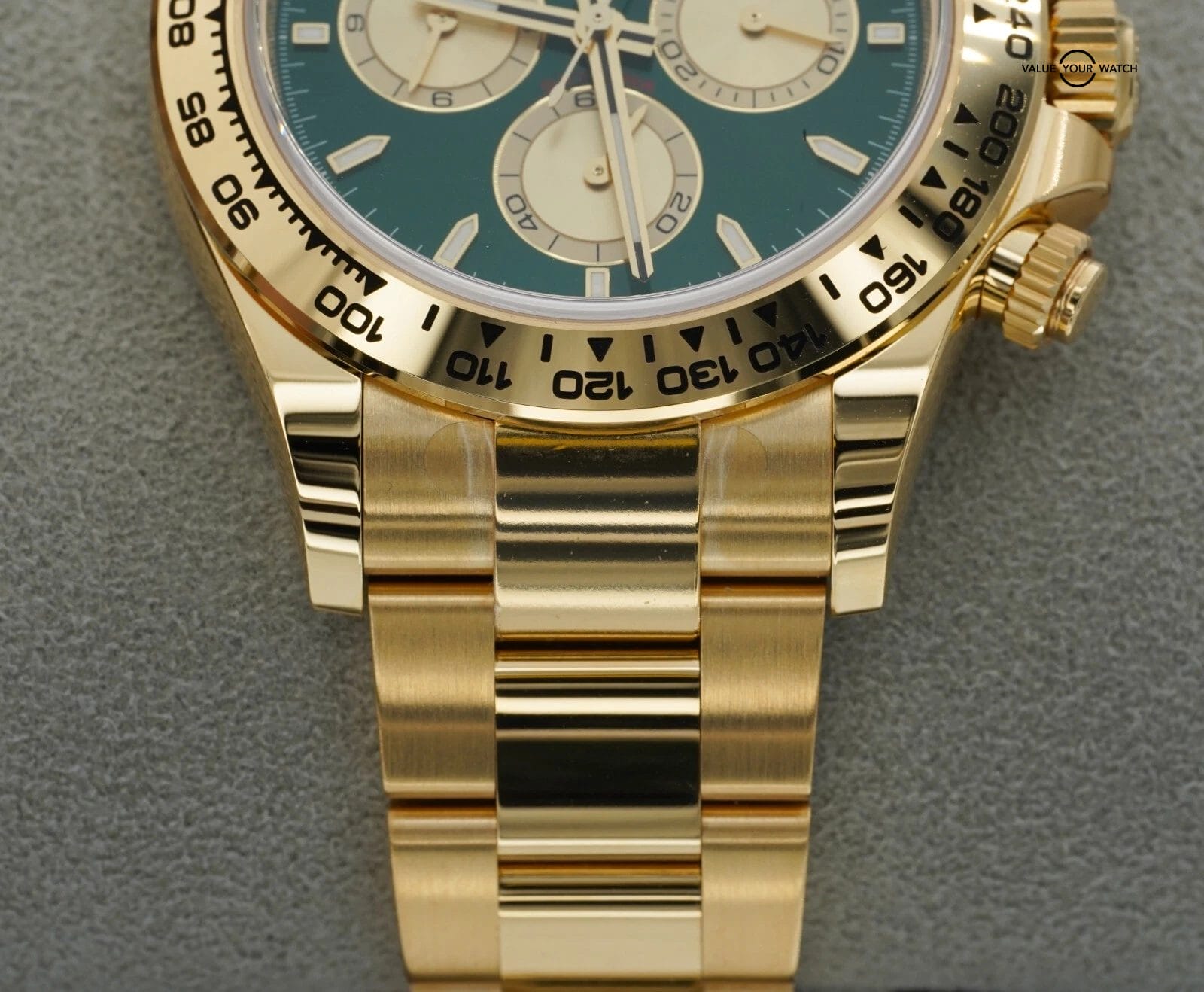 2025 Rolex Daytona John Mayer Yellow Gold Green Dial BOXES/PAPERS! - Image 12