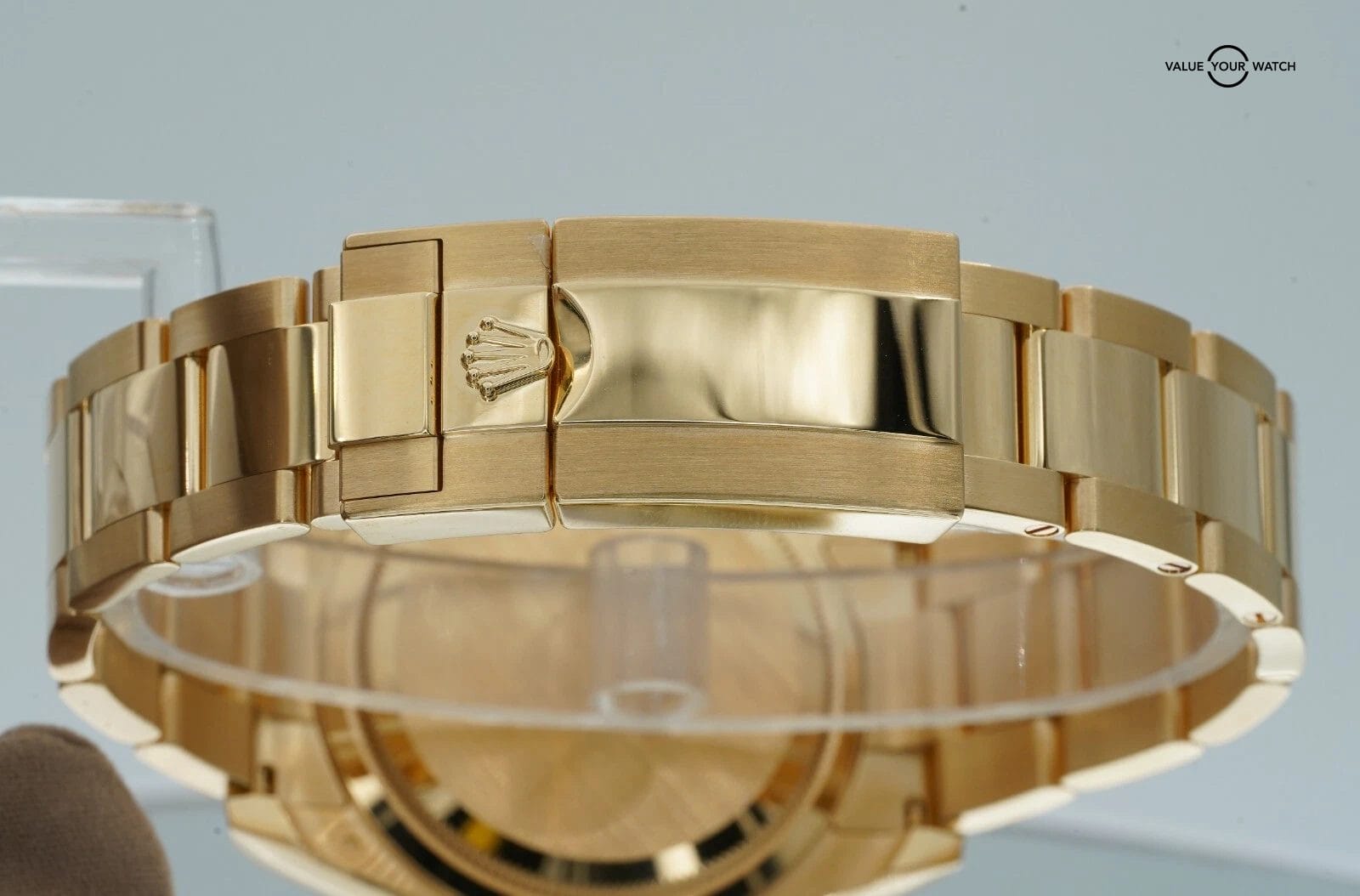 2025 Rolex Daytona John Mayer Yellow Gold Green Dial BOXES/PAPERS! - Image 14