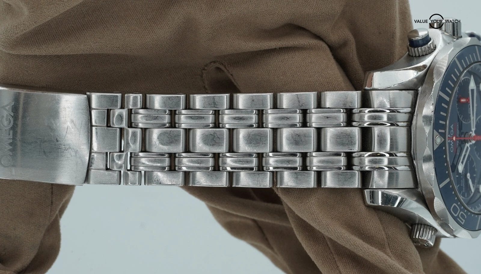 Omega Seamaster 300M Co-Axial 44mm Chronograph 212.30.44.50.03.001! - Image 15