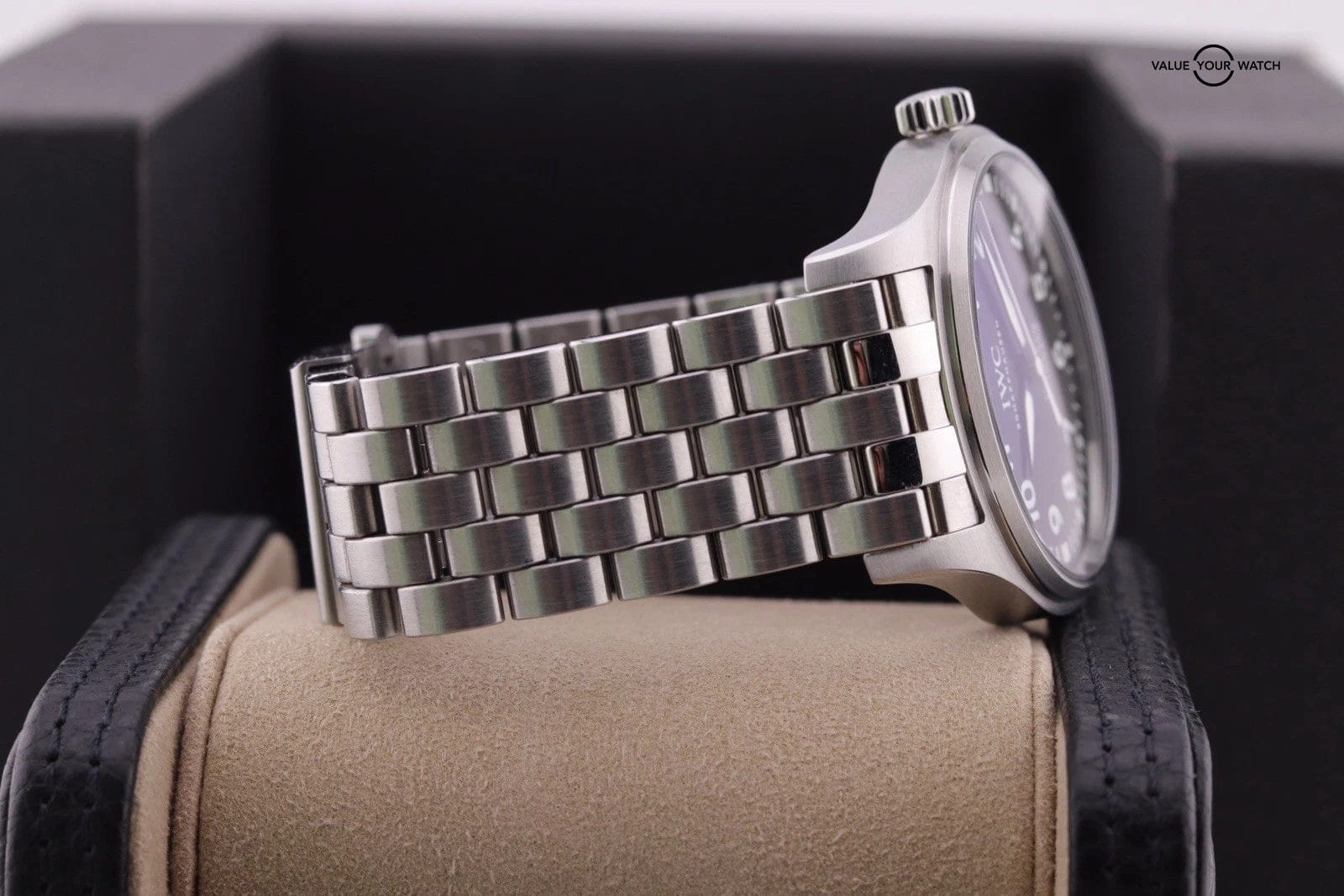 IWC Pilot's Watch Mark XVIII 40mm Black Dial IW327015 Box & Papers - Image 2