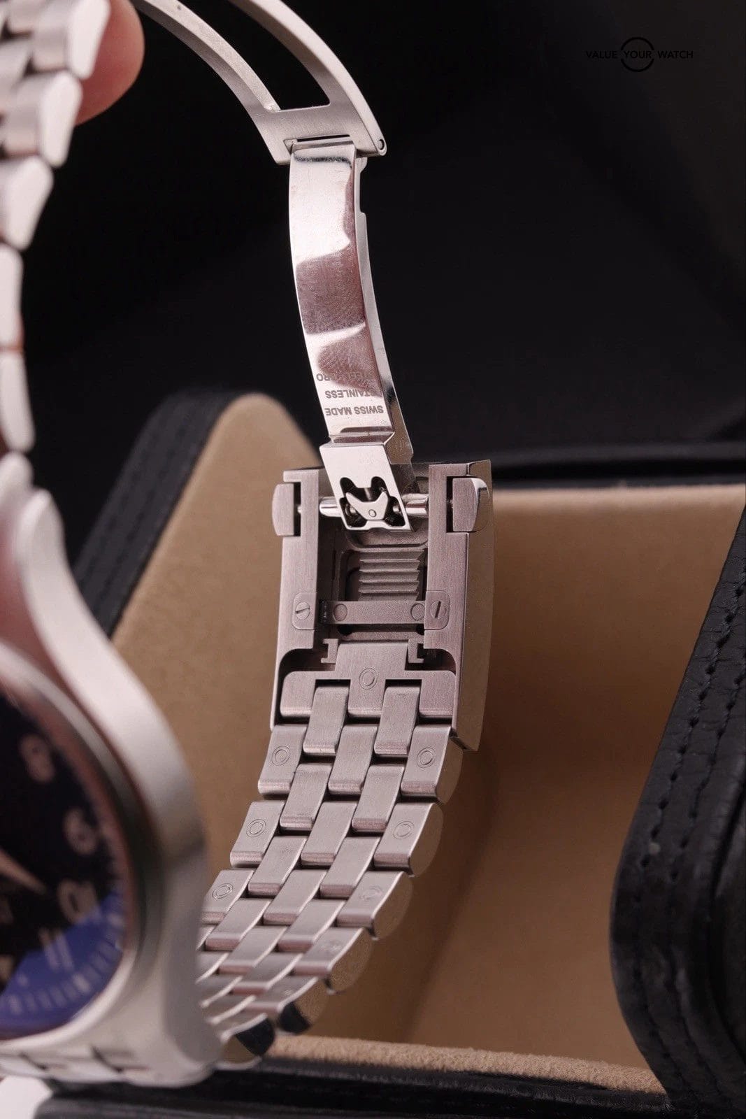 IWC Pilot's Watch Mark XVIII 40mm Black Dial IW327015 Box & Papers - Image 5