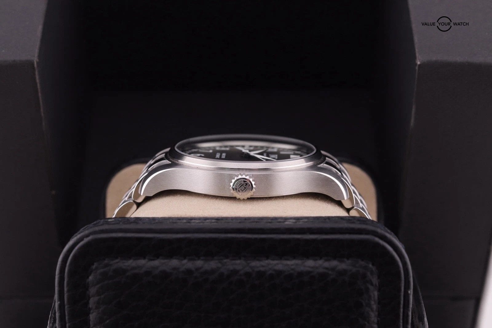 IWC Pilot's Watch Mark XVIII 40mm Black Dial IW327015 Box & Papers - Image 7