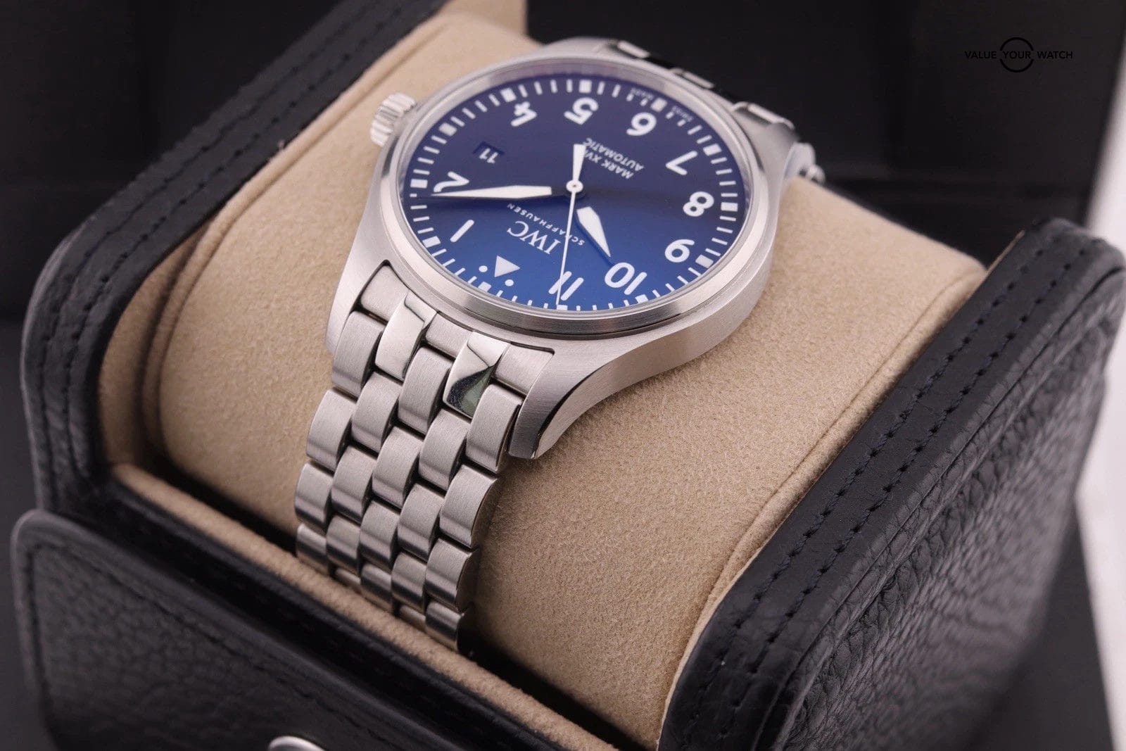 IWC Pilot's Watch Mark XVIII 40mm Black Dial IW327015 Box & Papers - Image 9