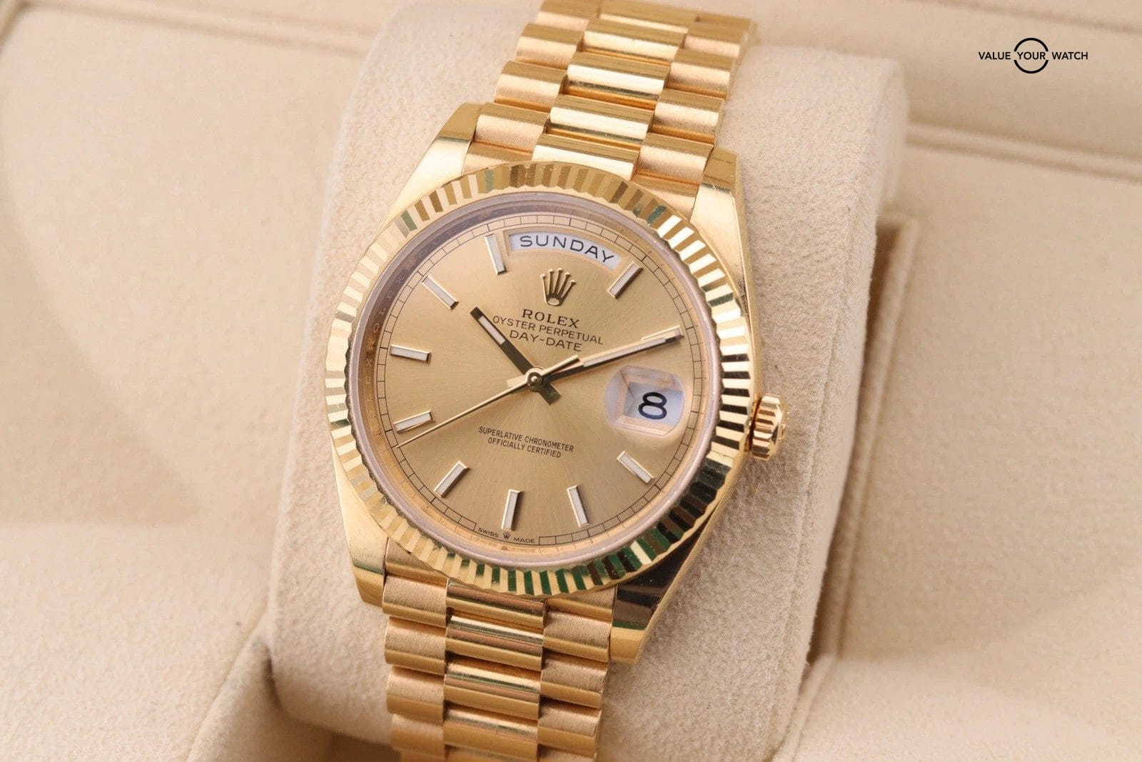 Rolex Day-Date 40 | Ref. 228238 | 2024 Full Set | Yellow Gold Mens Watch - Image 7