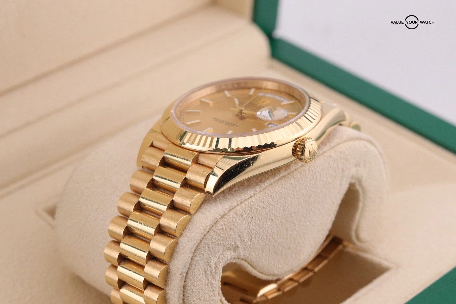 Rolex Day-Date 40 | Ref. 228238 | 2024 Full Set | Yellow Gold Mens Watch - Image 10