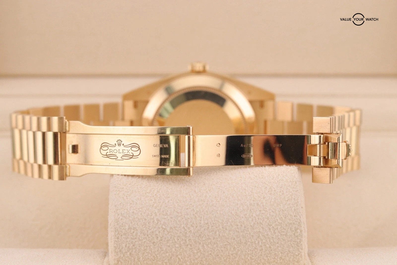 Rolex Day-Date 40 | Ref. 228238 | 2024 Full Set | Yellow Gold Mens Watch - Image 20