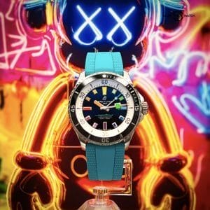 Breitling SuperOcean Men’s Watch A17375211B2S2 Full Set