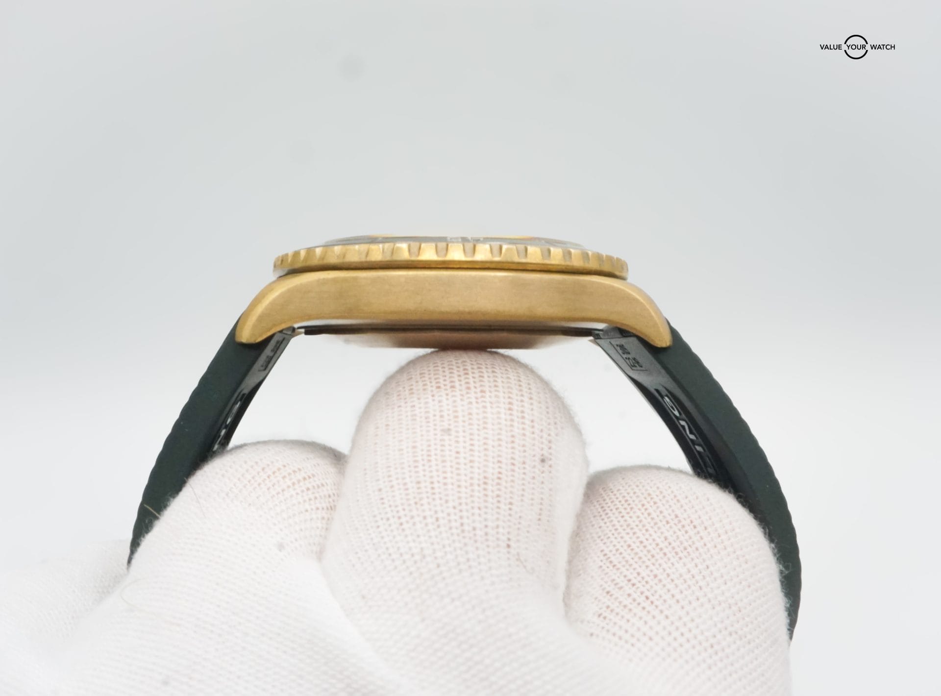 Breitling SuperOcean Automatic 42 Boutique Edition Mint Full Set N17375 - Image 10