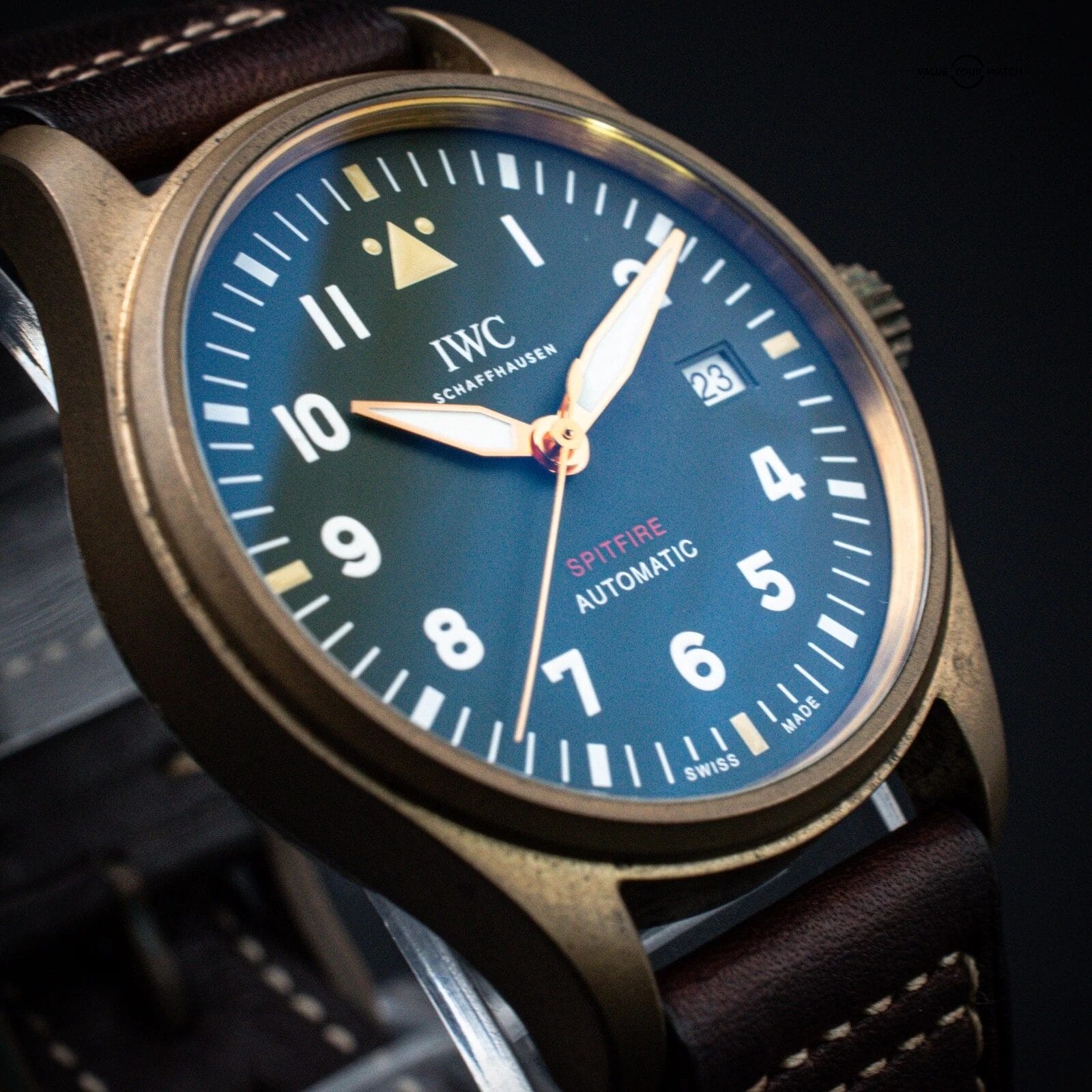 IWC Pilot’s Watch Automatic Spitfire 39mm Bronze – Ref. IW326802 with B&P - Image 6