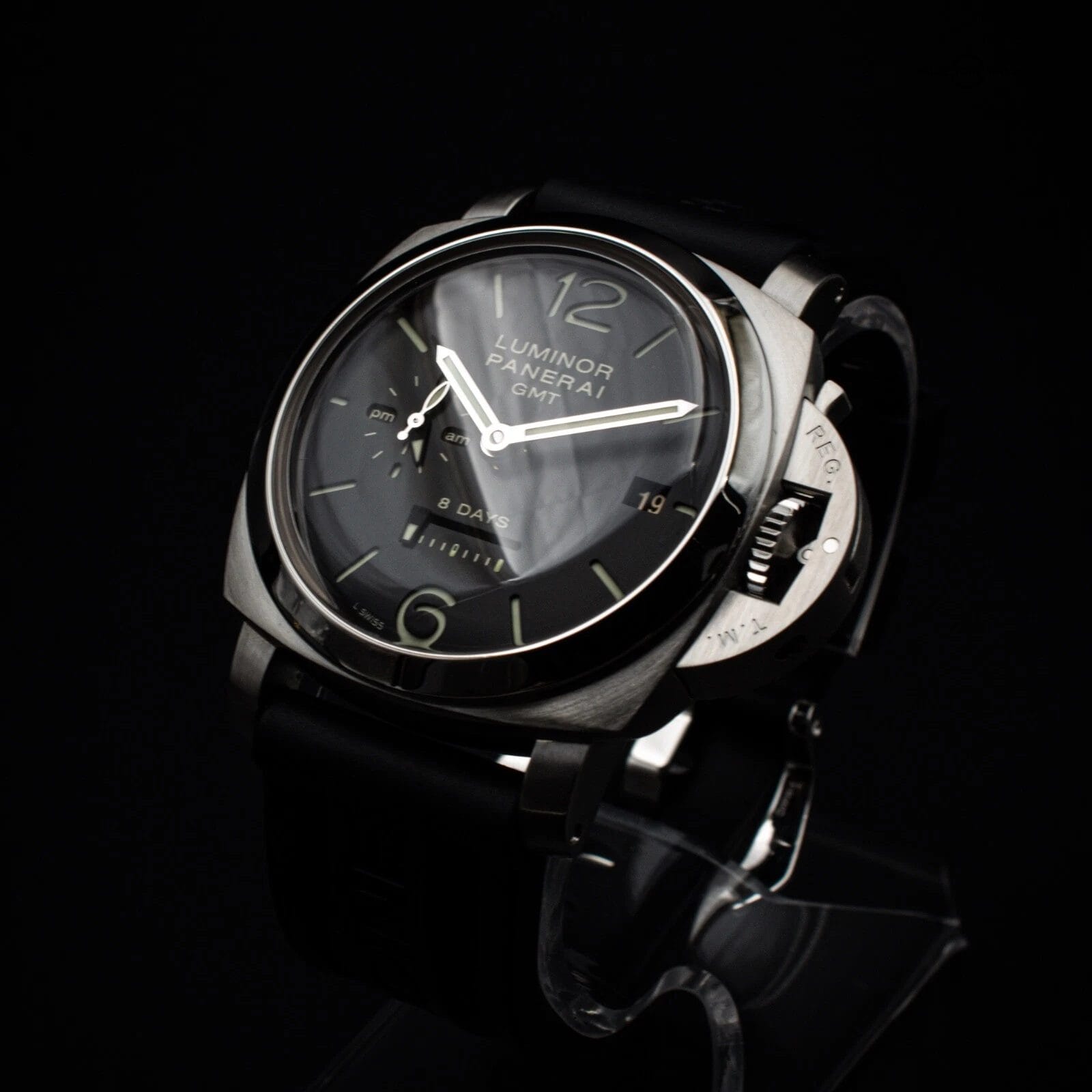 Panerai Luminor 1950 8 Days GMT 44mm – PAM00233 - Image 4