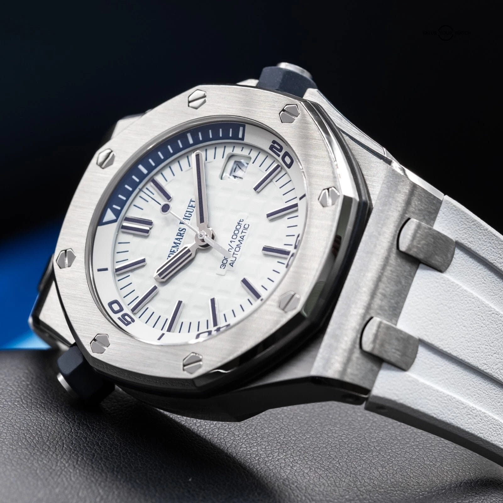 Audemars Piguet Royal Oak Offshore White Blue Accents Men's Diver Watch 15710ST - Image 7