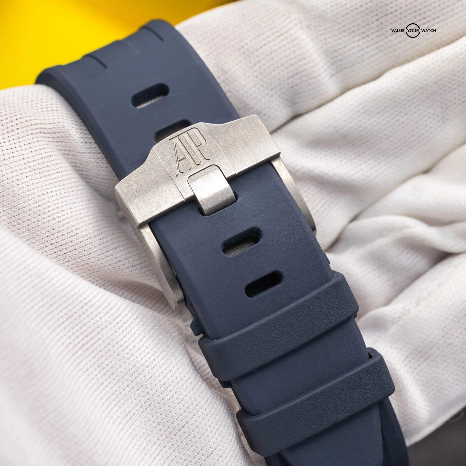 Audemars Piguet Royal Oak Offshore Chronograph Blue Dial 42mm 26480TI Full Set - Image 6