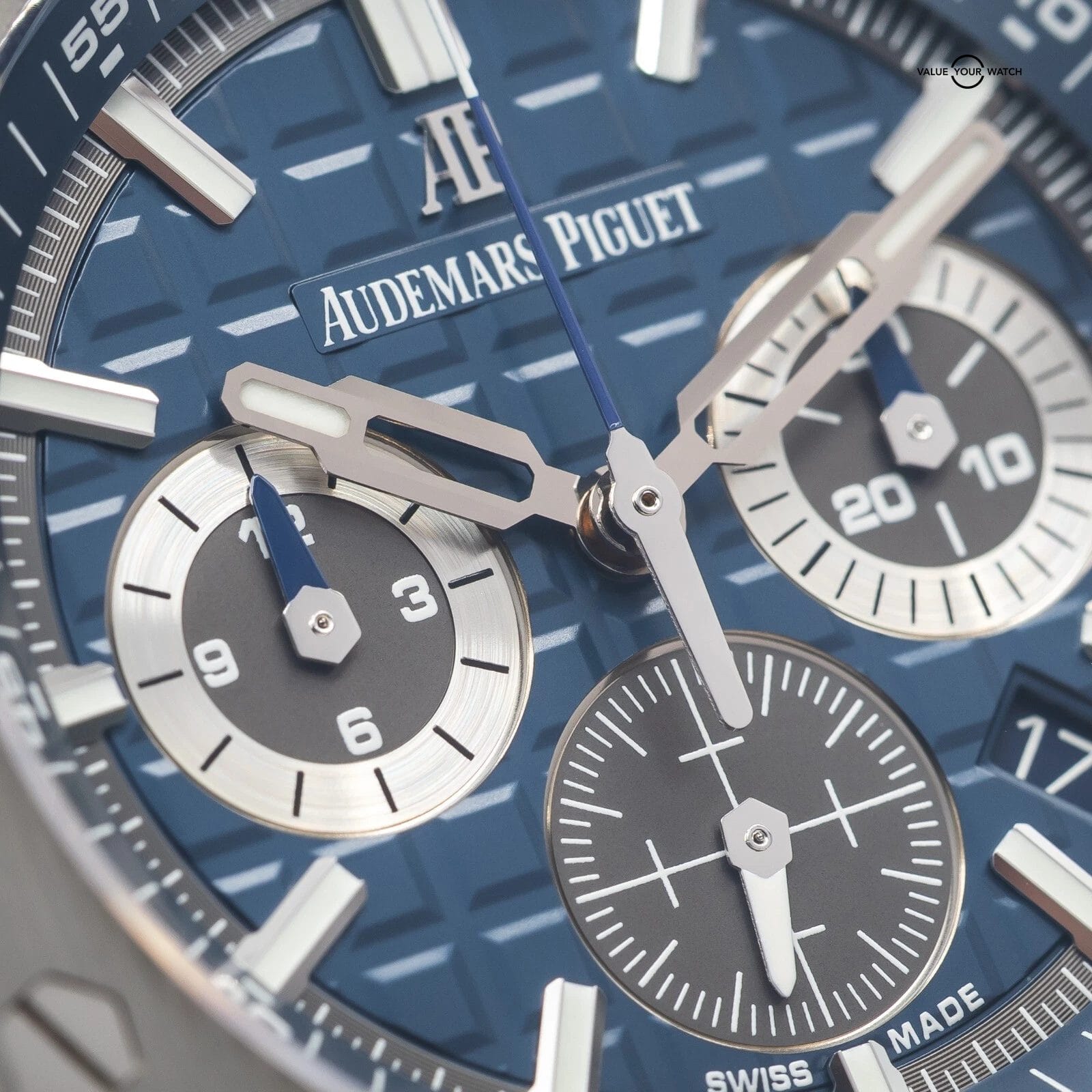 Audemars Piguet Royal Oak Offshore Chronograph Blue Dial 42mm 26480TI Full Set - Image 13