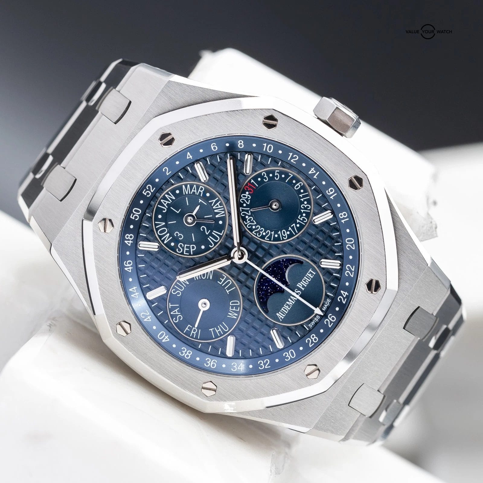 Audemars Piguet Royal Oak Perpetual Calendar 41mm Blue Dial AP Quantieme 26574ST - Image 6