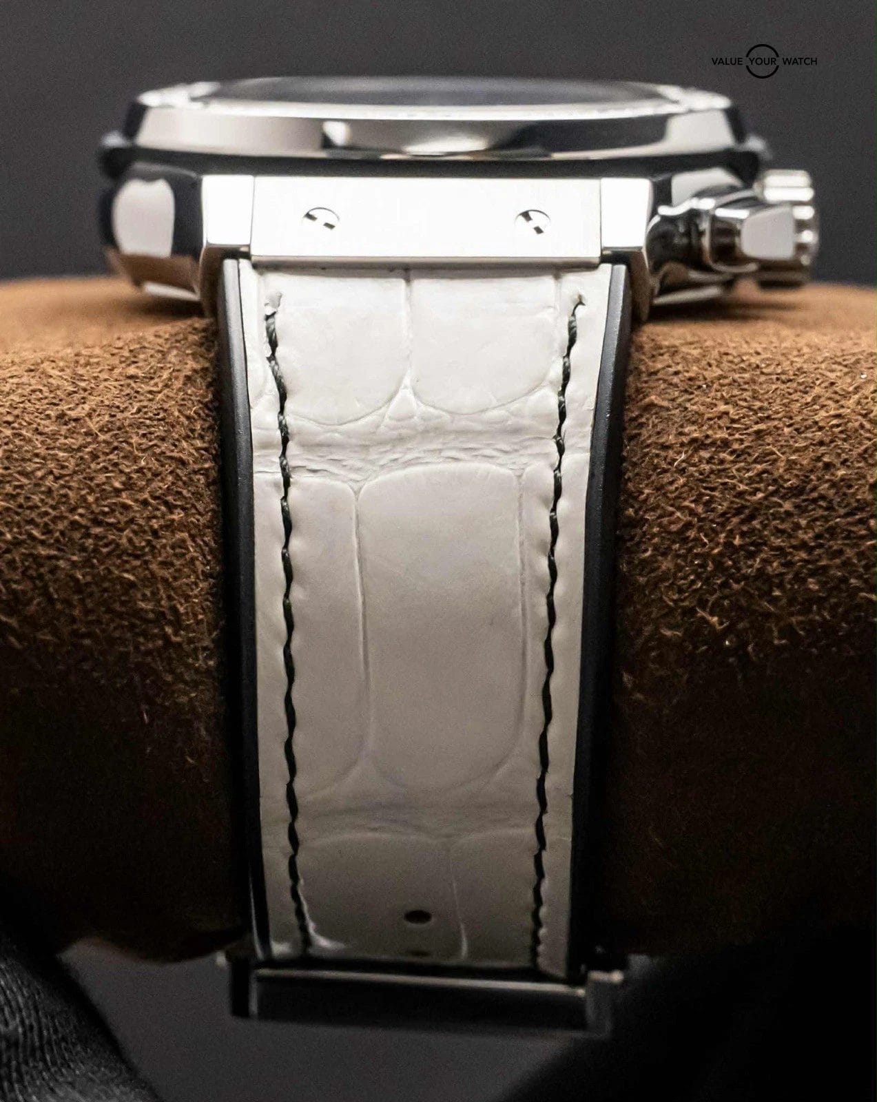 Hublot Classic Fusion Aerofusion Titanium Diamonds 45 mm 525.NX.0170.LR.1104 - Image 5