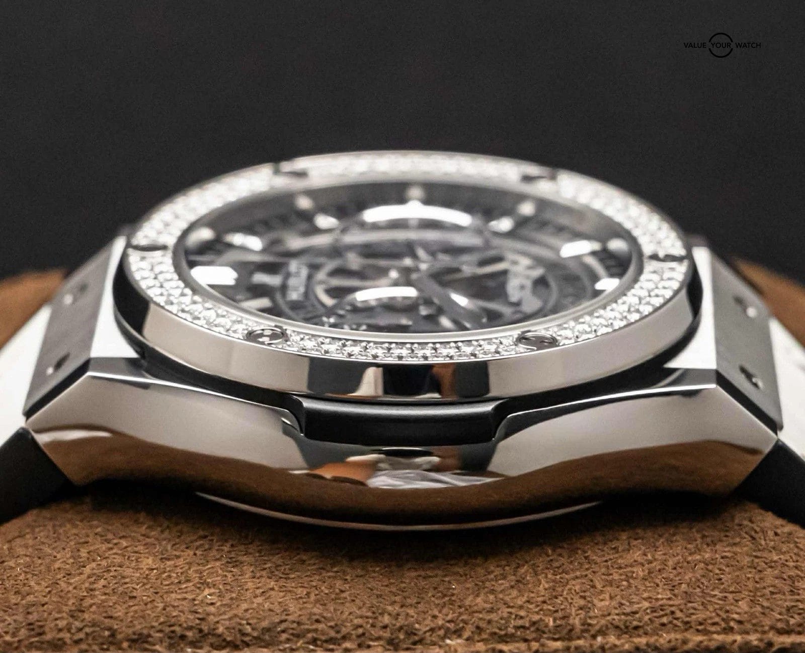 Hublot Classic Fusion Aerofusion Titanium Diamonds 45 mm 525.NX.0170.LR.1104 - Image 7