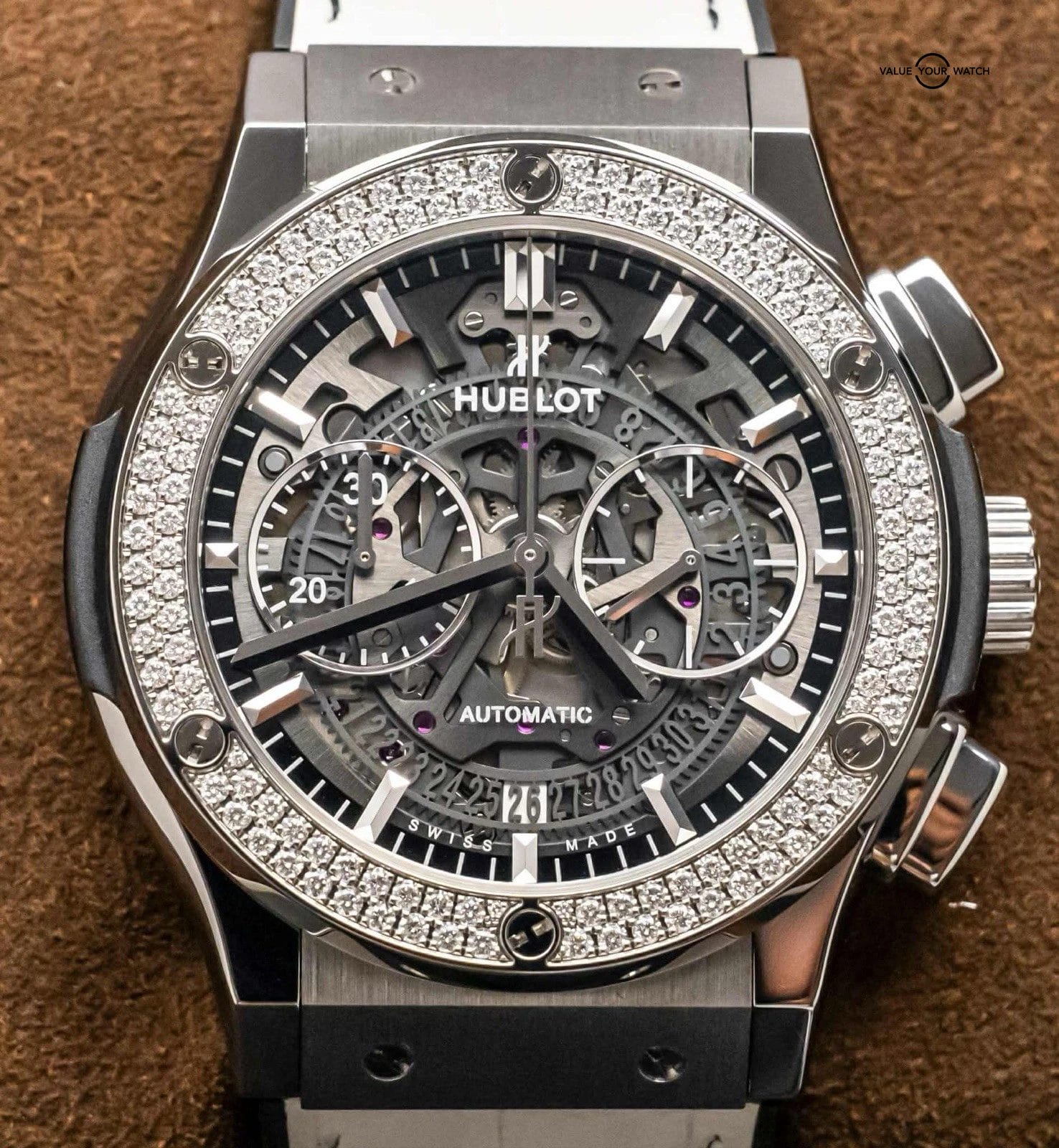 Hublot Classic Fusion Aerofusion Titanium Diamonds 45 mm 525.NX.0170.LR.1104 - Image 14