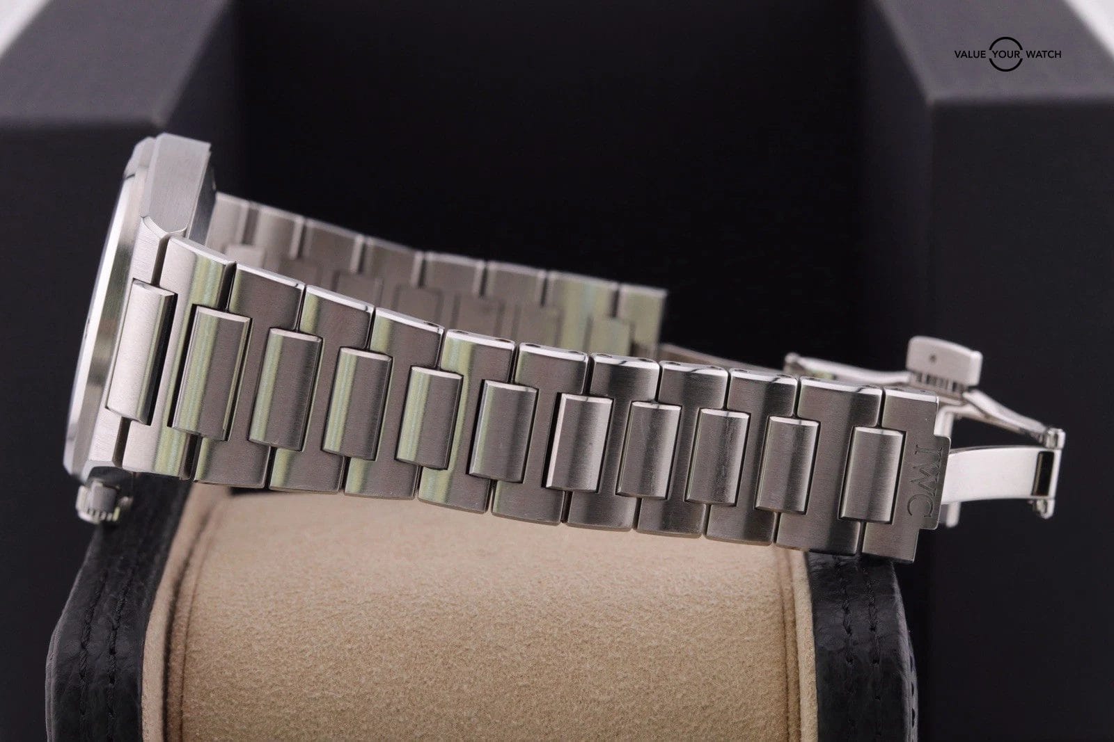 2025 IWC Ingenieur Automatic 40mm IW328901 Complete Set - Image 14