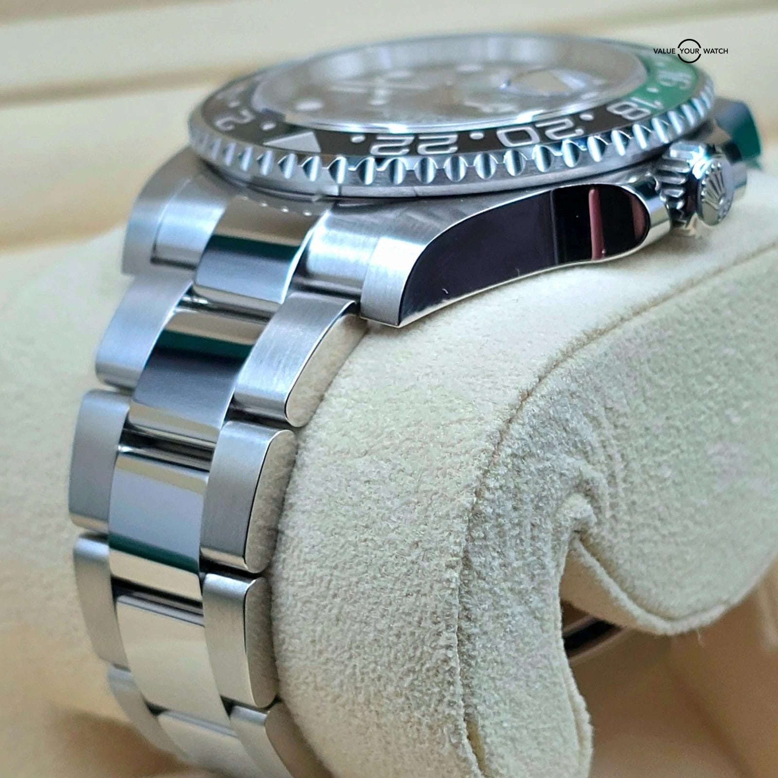 Rolex GMT-Master II 126720VTNR Silver Oyster Bracelet with Black and Green Bezel - Image 7