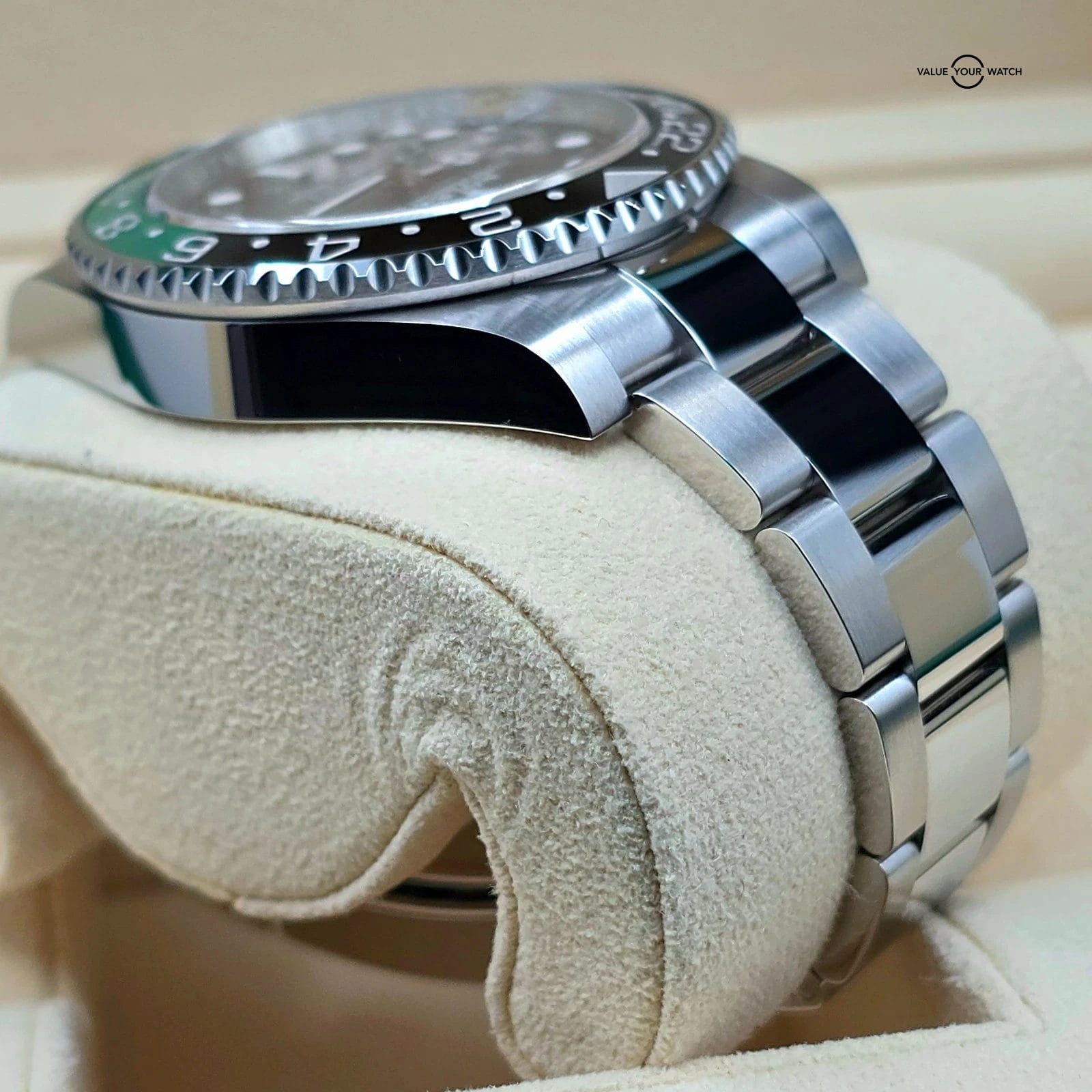 Rolex GMT-Master II 126720VTNR Silver Oyster Bracelet with Black and Green Bezel - Image 8