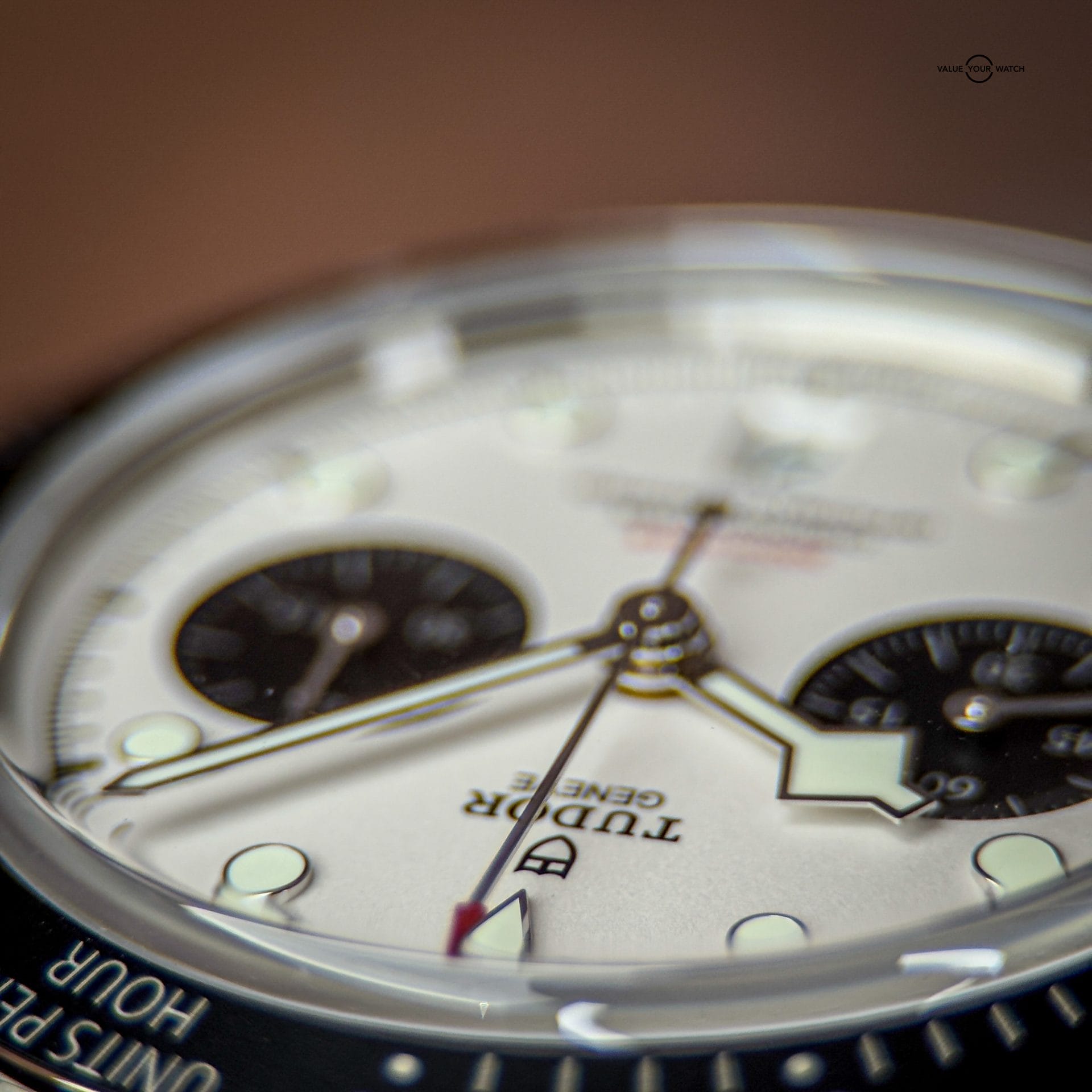 Tudor Black Bay Chrono "Panda" White Dial Ref. 79360N 41mm 2025 Full Set Box & Papers Warranty - Image 9