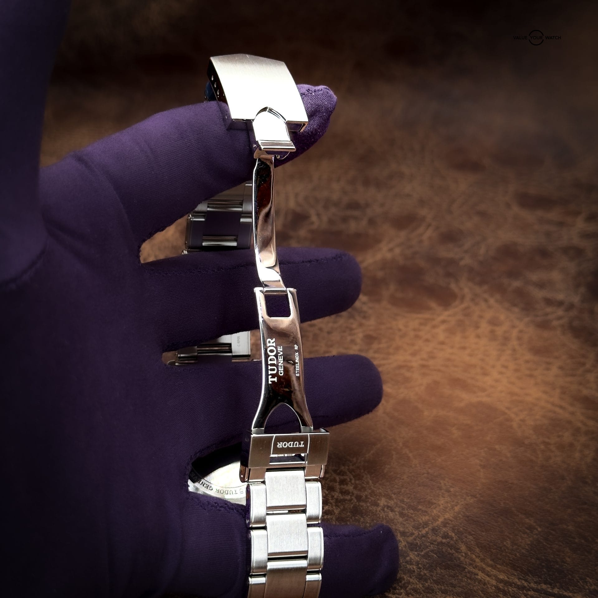 Tudor Black Bay Chrono "Panda" White Dial Ref. 79360N 41mm 2025 Full Set Box & Papers Warranty - Image 24