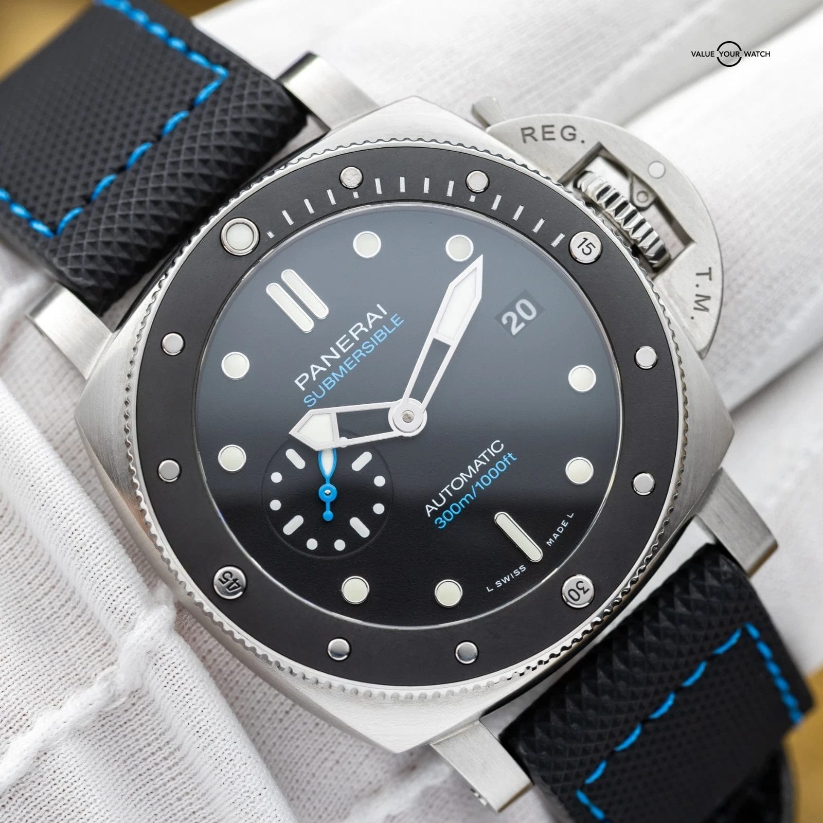 Panerai Submersible Black Dial Rubber 42mm PAM00683 PAM 683 - Full Set + Straps - Image 16